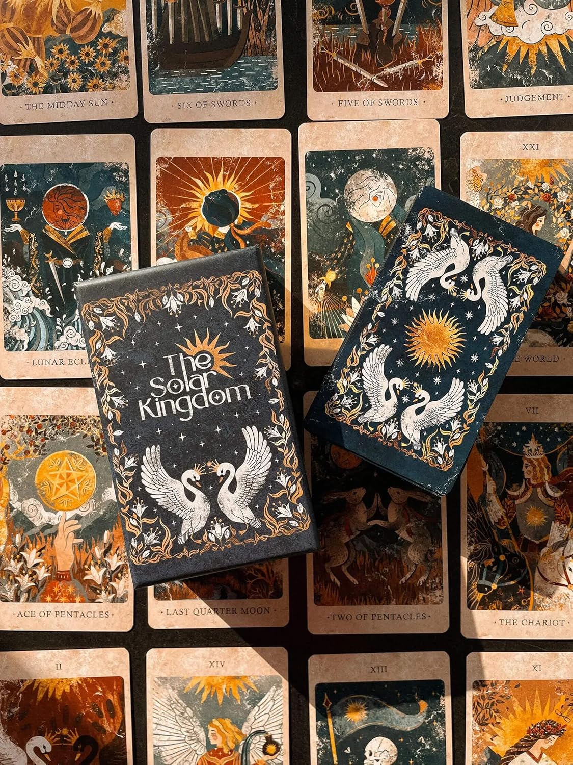 The Solar Kingdom Tarot Premium Edition. Tarot Cards Deck with Paper Guidebook for Beginners to Experts, 78-Card Deck + Extras