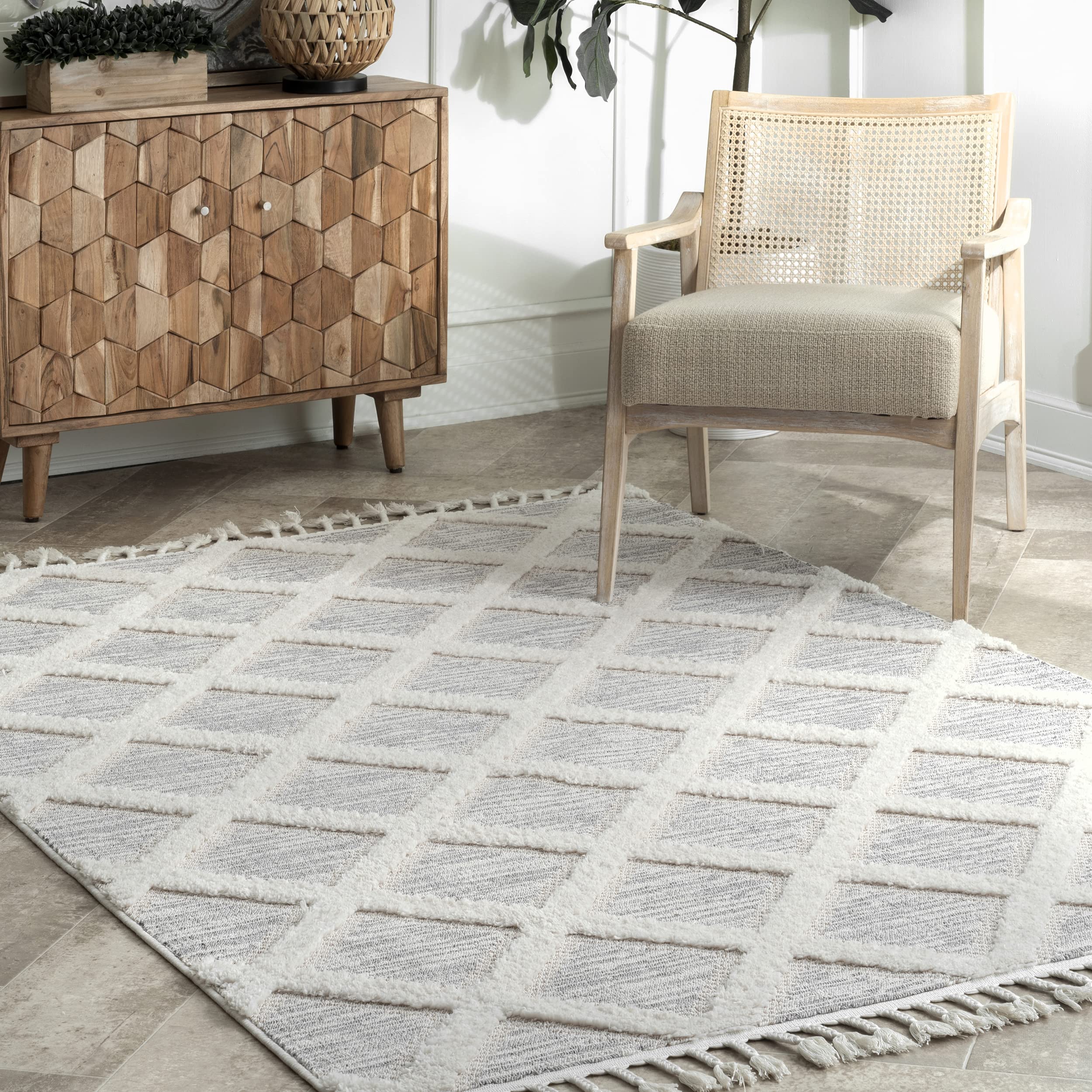 nuLOOM Damien Trellis High-Low Shaggy Area Rug, 4' x 6', Cream
