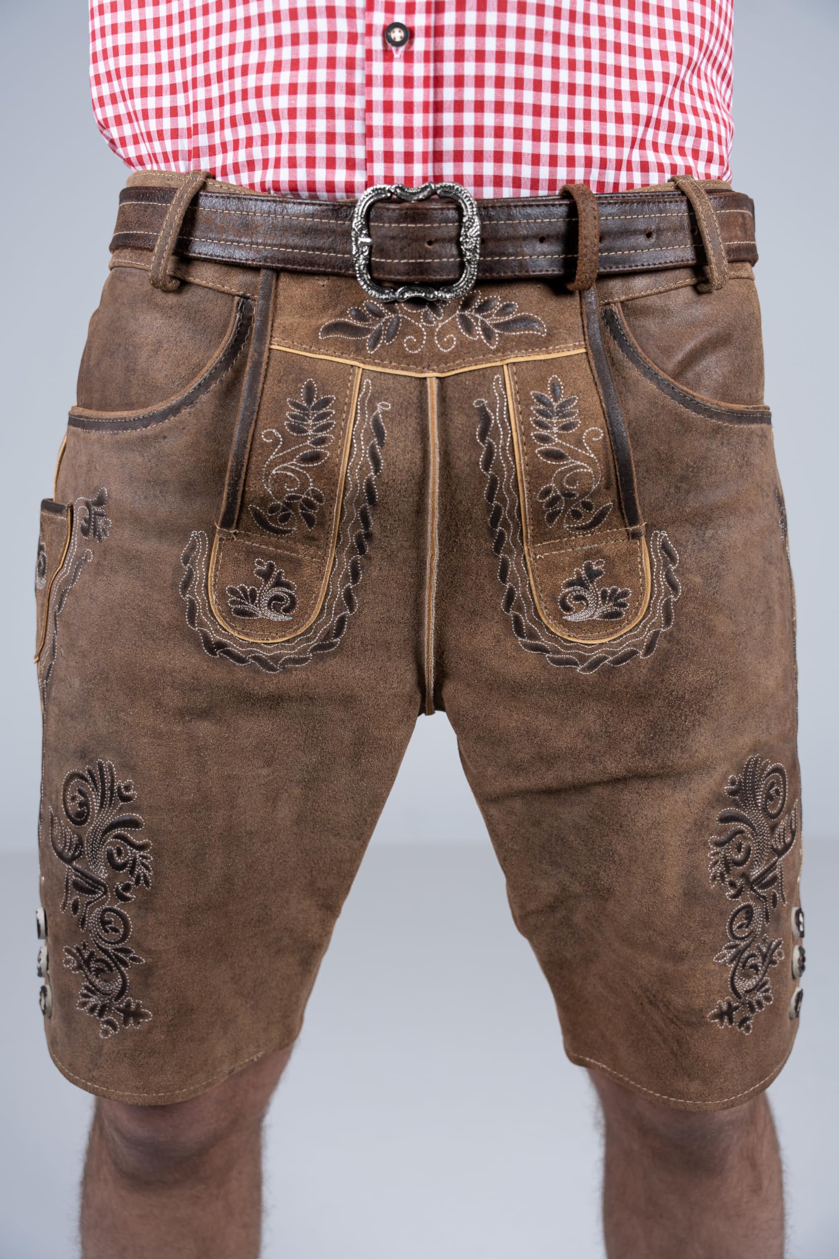 Edelnice Trachtenmode Bayerische Traditionelle Kurze Lederhose Thomas mit passendem Trachtengürtel Gr. 44-68