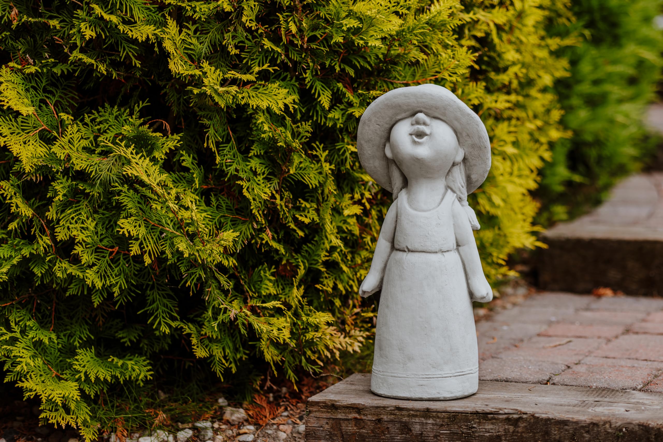 gartendekoparadies.de Mädchen Figur, Steinfigur H. 49 cm, 17 kg, Grau, frostsicher aus Steinguss für Außenbereich