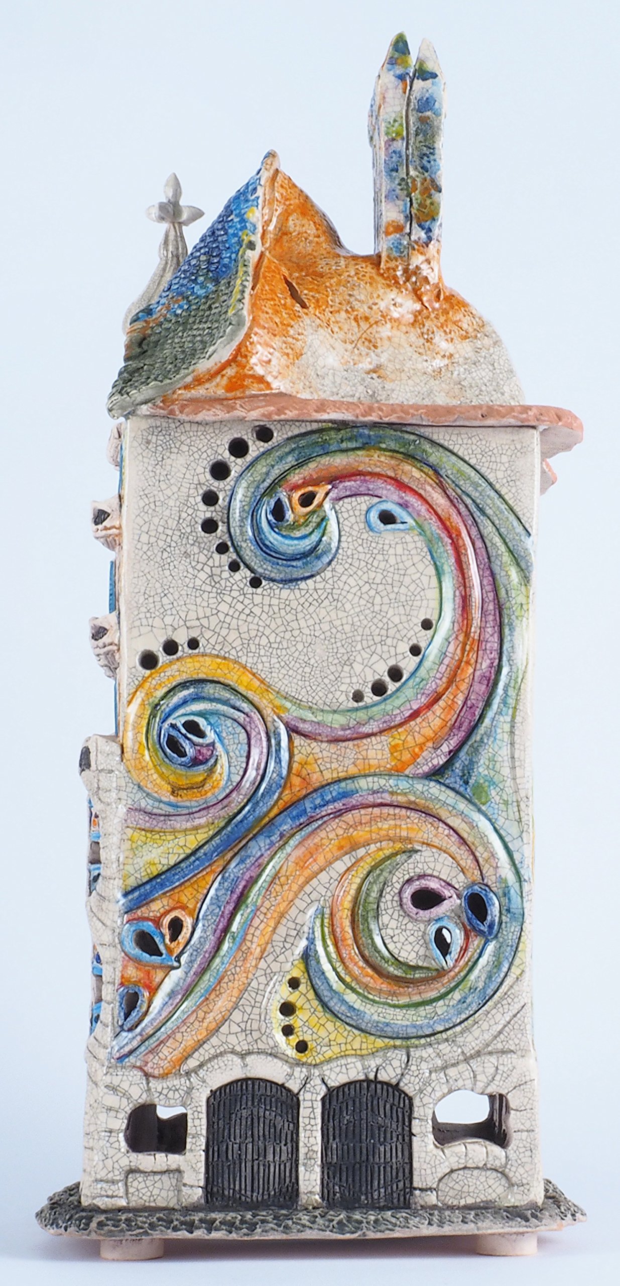 Miniatura histórica coleccionable. "Casa Batlló en Barcelona", España (Portavelas) 27cm E250N