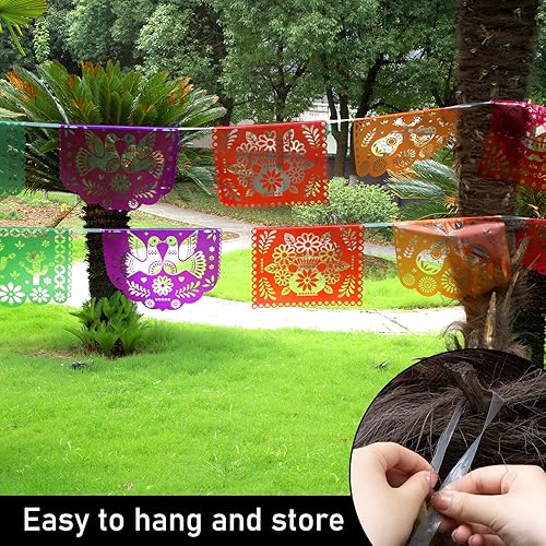 Miniatura 4 de DomeStar Guirnalda de papel picado de plástico, decoraciones de fiesta mexicana de 18 pies, suministros temáticos para el día de los muertos y el