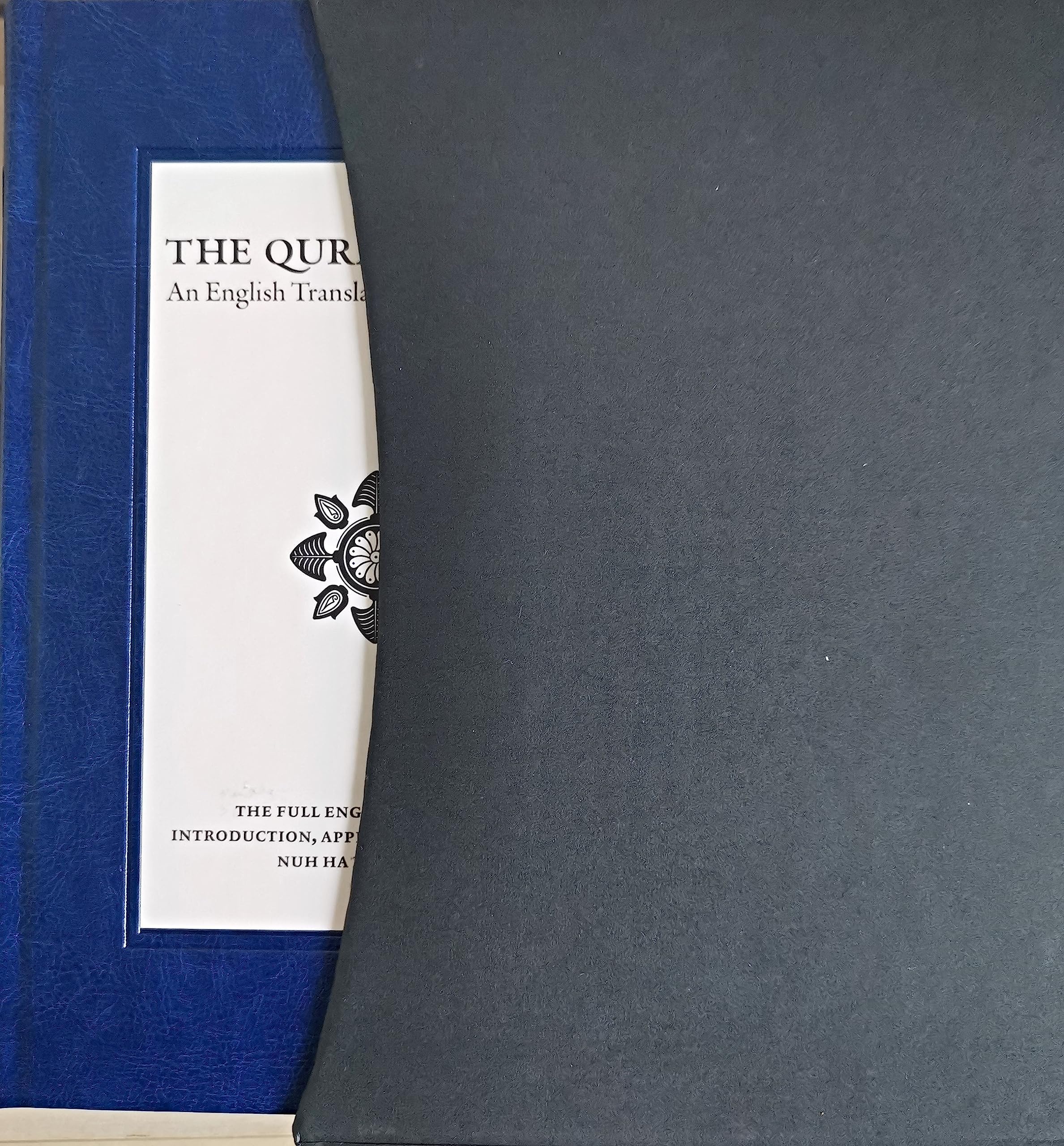 The Quran Beheld - English Edition with Slipcase: An English Translation rom the Arabic