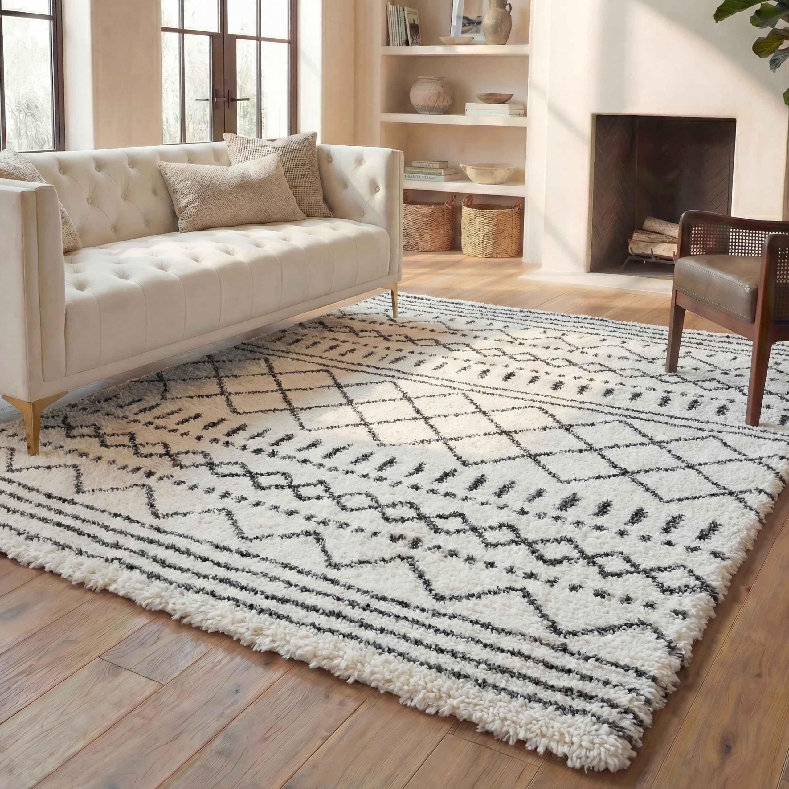SAFAVIEH Arizona Shag Rug 9'x12', Soft Plush Boho Ivory &amp; Black ASG741Z