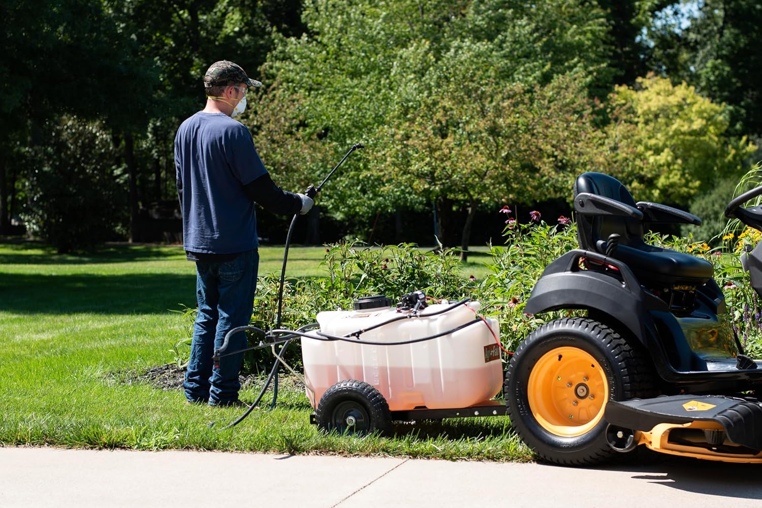 Agri-Fab 45-0616 Tow-Behind Sprayer with Boom and Spray Wand 25 - Gallon Capacity, 1.6 GPM, 100 PSI Pump