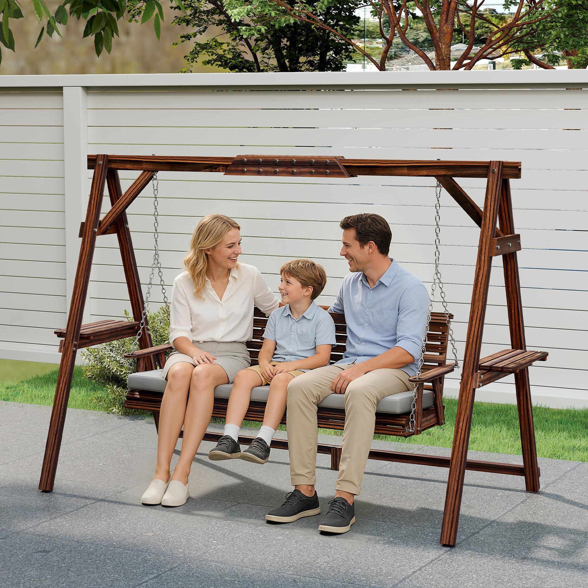 Outsunny Dondolo Hollywood, altalena da giardino a 3 posti, in legno, con cuscino, portata fino a 330 kg, per giardino, terrazza, 243 x 134 x 170 cm, carbonizzato