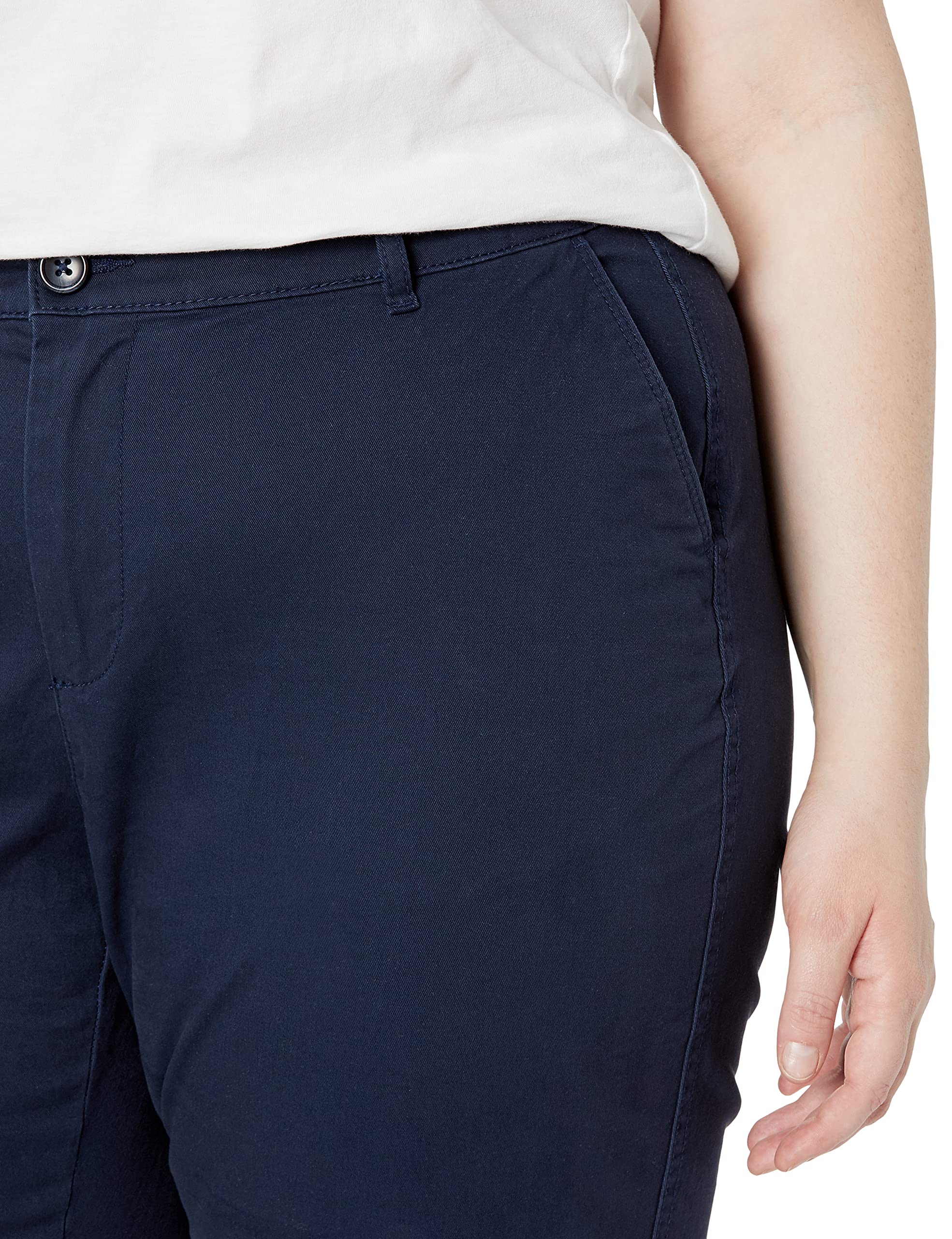 Amazon Essentials Pantalon Chino Court et Extensible, Taille Mi-Haute, Coupe Cintrée et Jambes Fuselées (Disponible en Grandes Tailles) Femme