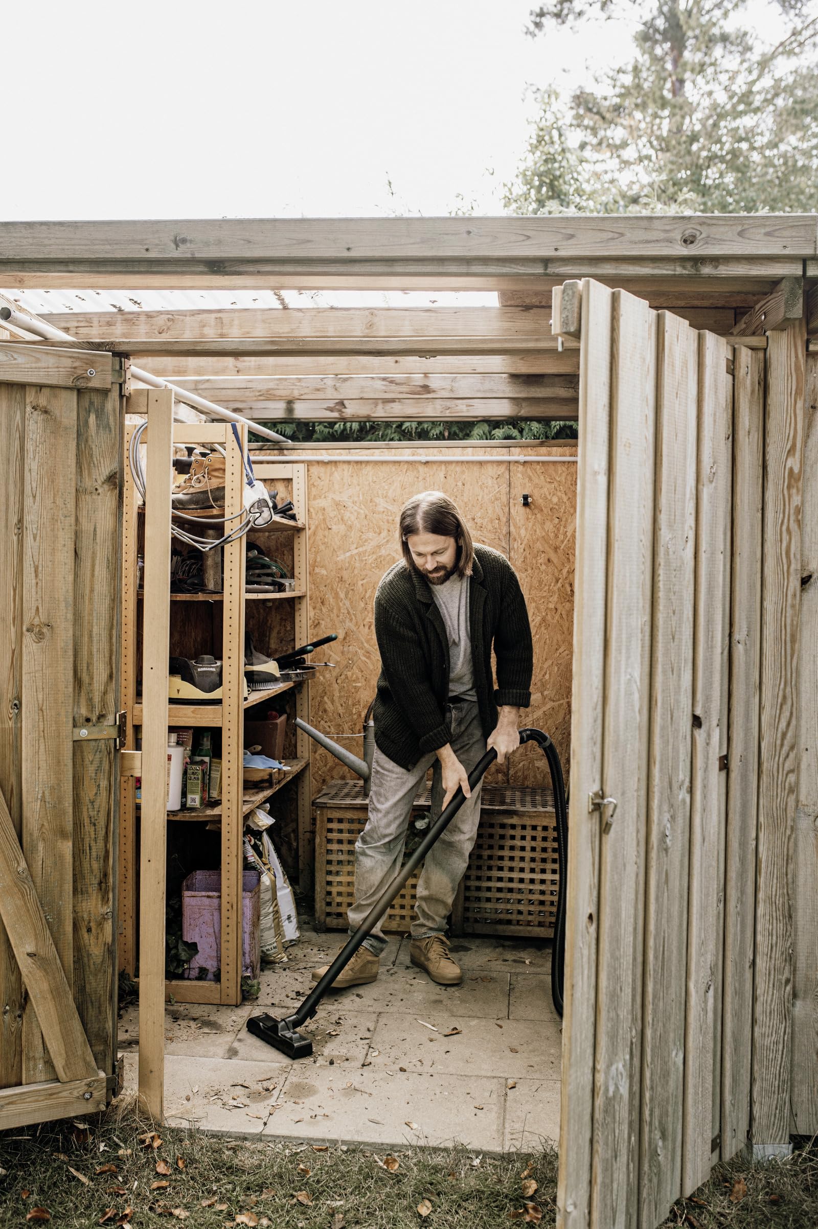 Kärcher aspiratore solidi liquidi WD 5 S V-25/5/22, 1100 W, contenitore in acciaio inox: 25 l, tubo di aspirazione: 2,2 m, funzione soffiante, filtro in vello, pulizia automatica filtro