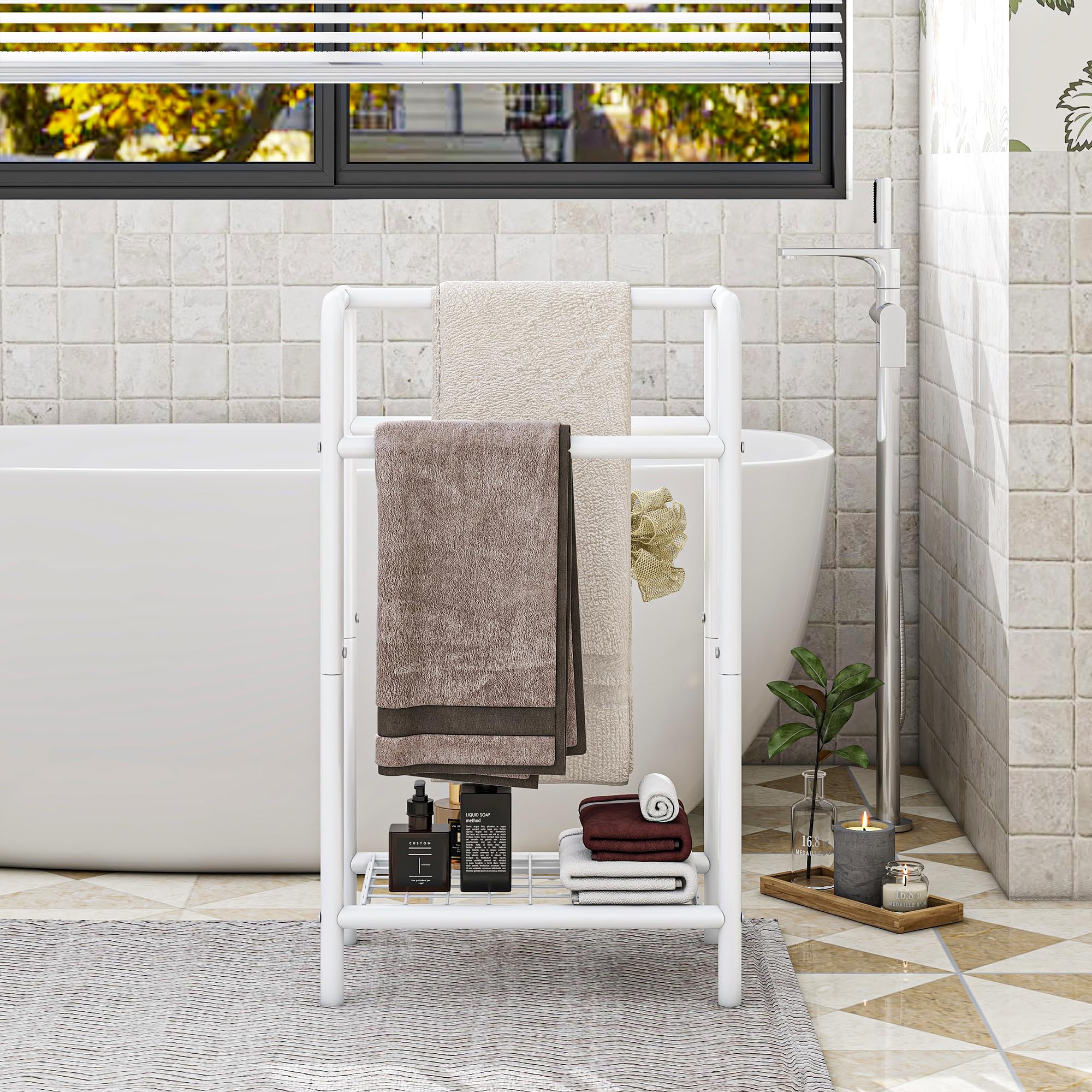 Portasciugamani a 3 livelli in metallo, piccolo autoportante per bagno, salvaspazio, camera da letto, piscina, espositore rack (bianco, 43x27x76 cm)