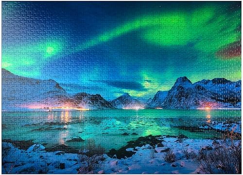 MyPuzzle Aurora Borealis Over Sea Coast, Lights at Night. Northern Lights On Lofoten Islands, Noruega, rompecabezas prémium de 1000 piezas para