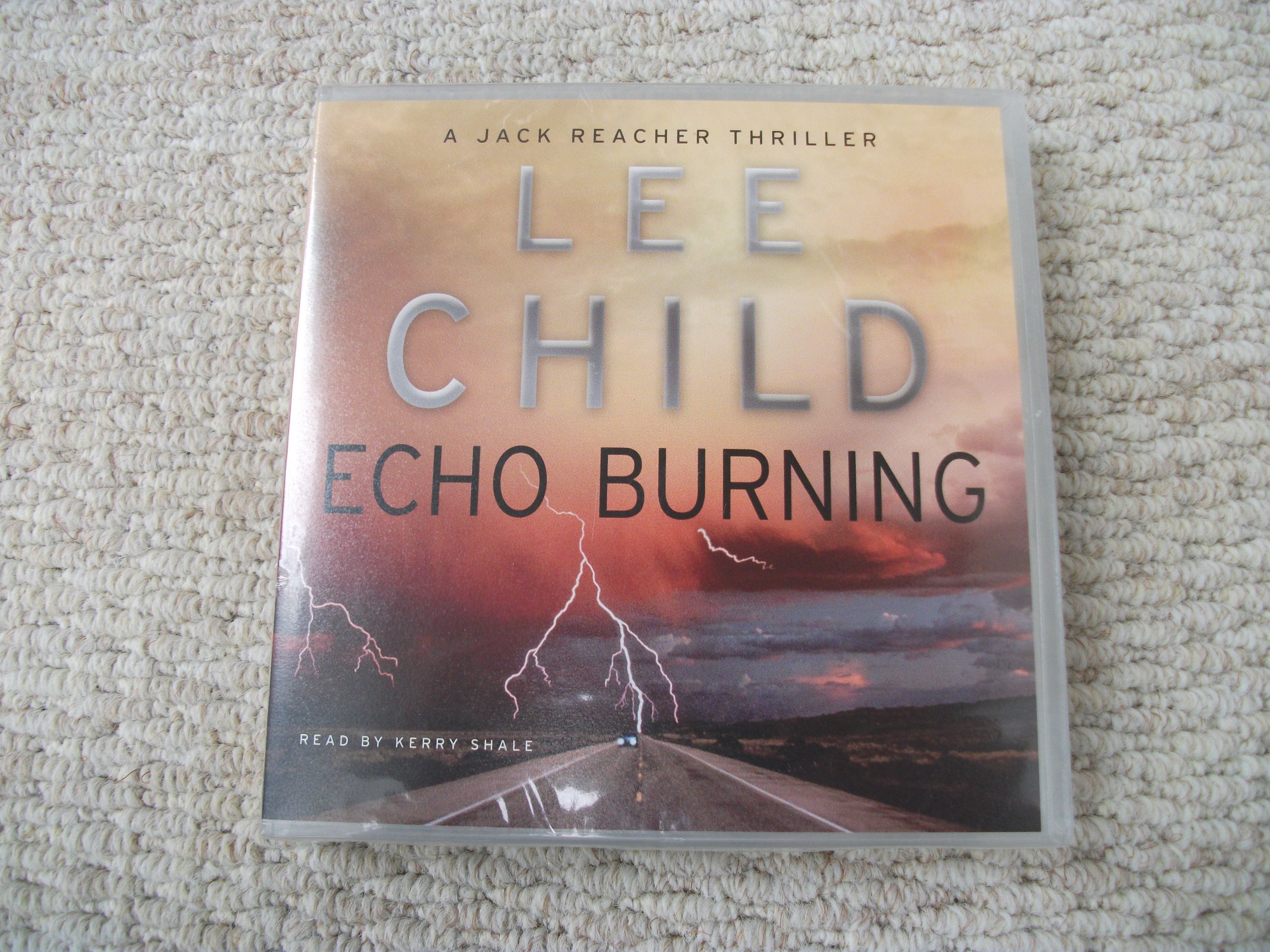 ECHO BURNING [Audio CD] lee child cover