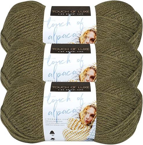 Lion Brand Yarn Touch of Alpaca - Paquete de 3 hilos color verde oliva