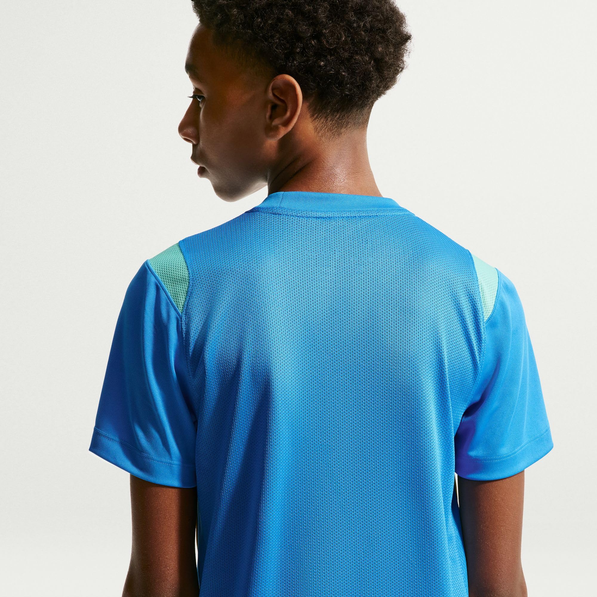 NIKE Top piłkarski z krótkim rękawem Uniseks - dzieci Brasilien Academy Pro Nike Dri-fit Kurzarm-fußballoberteil Aus Strickmaterial Für Ältere Kinder