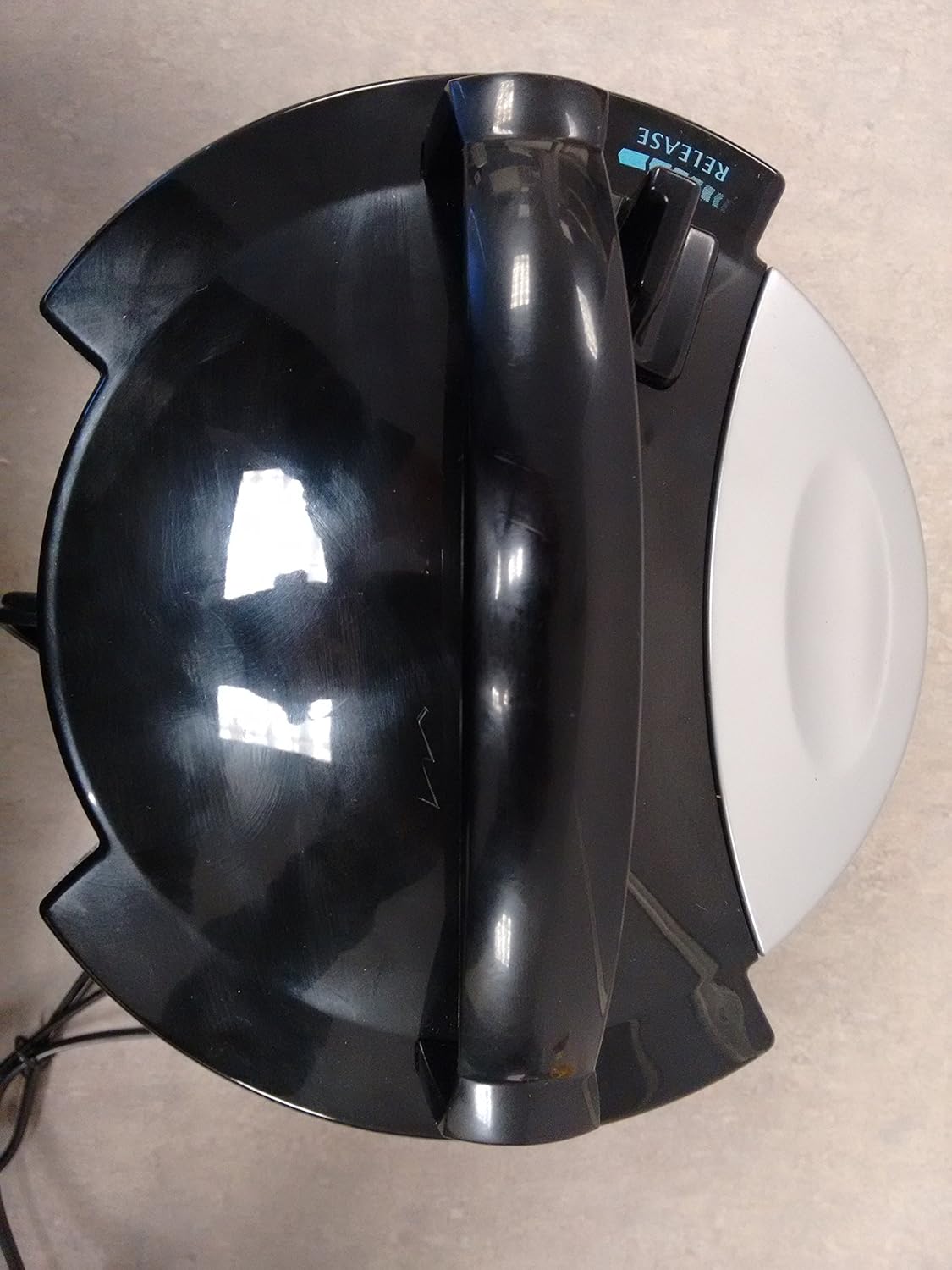 Black+Decker JW200 Lids Off Jar Opener, White