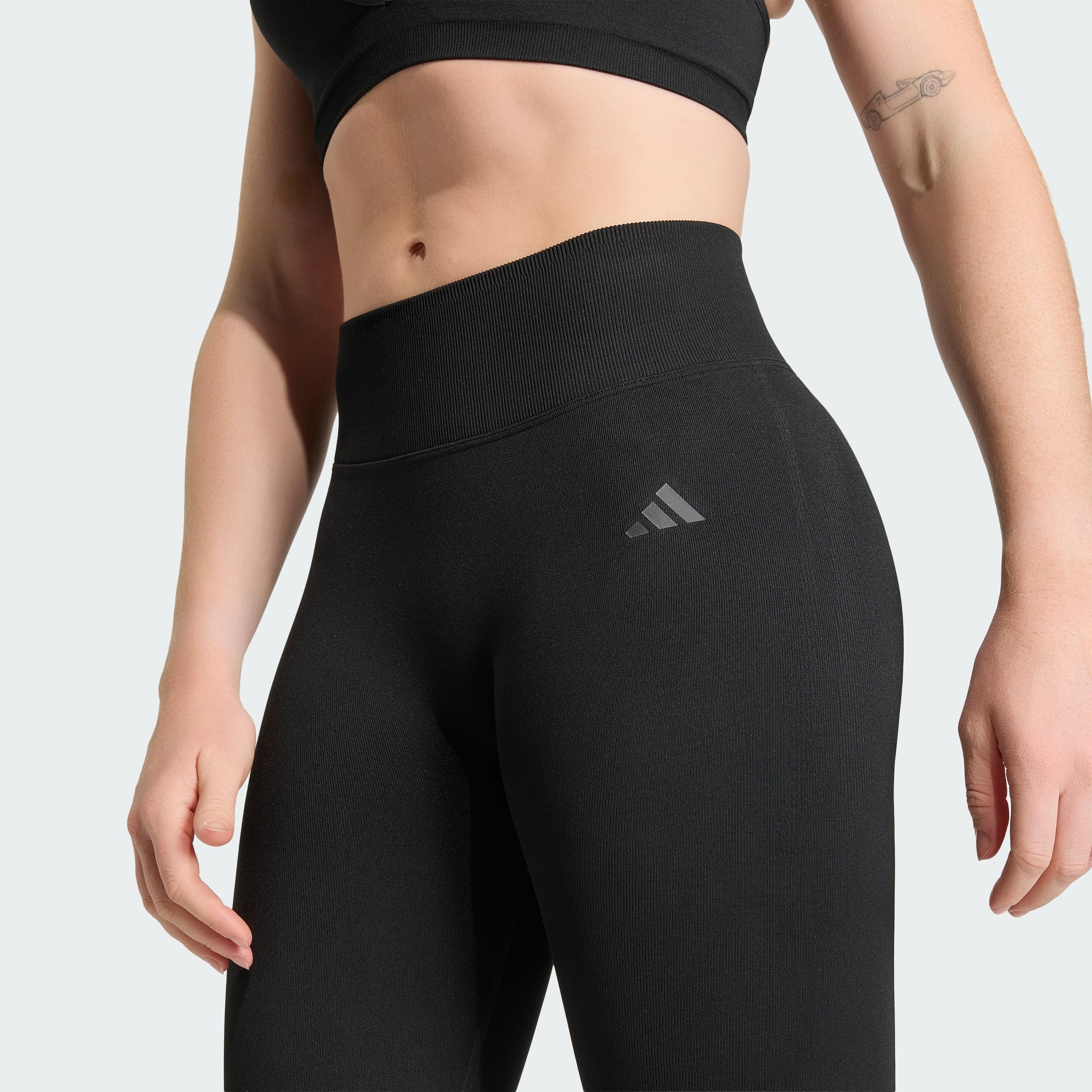 adidas Women's Mallas Workout Essentials Knit Scrunch 7/8