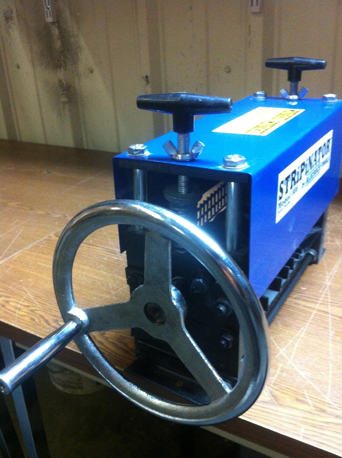 Large Wire Handwheel for STRiPiNATOR MWS-808 Wire Stripper by BLUEROCK Tools