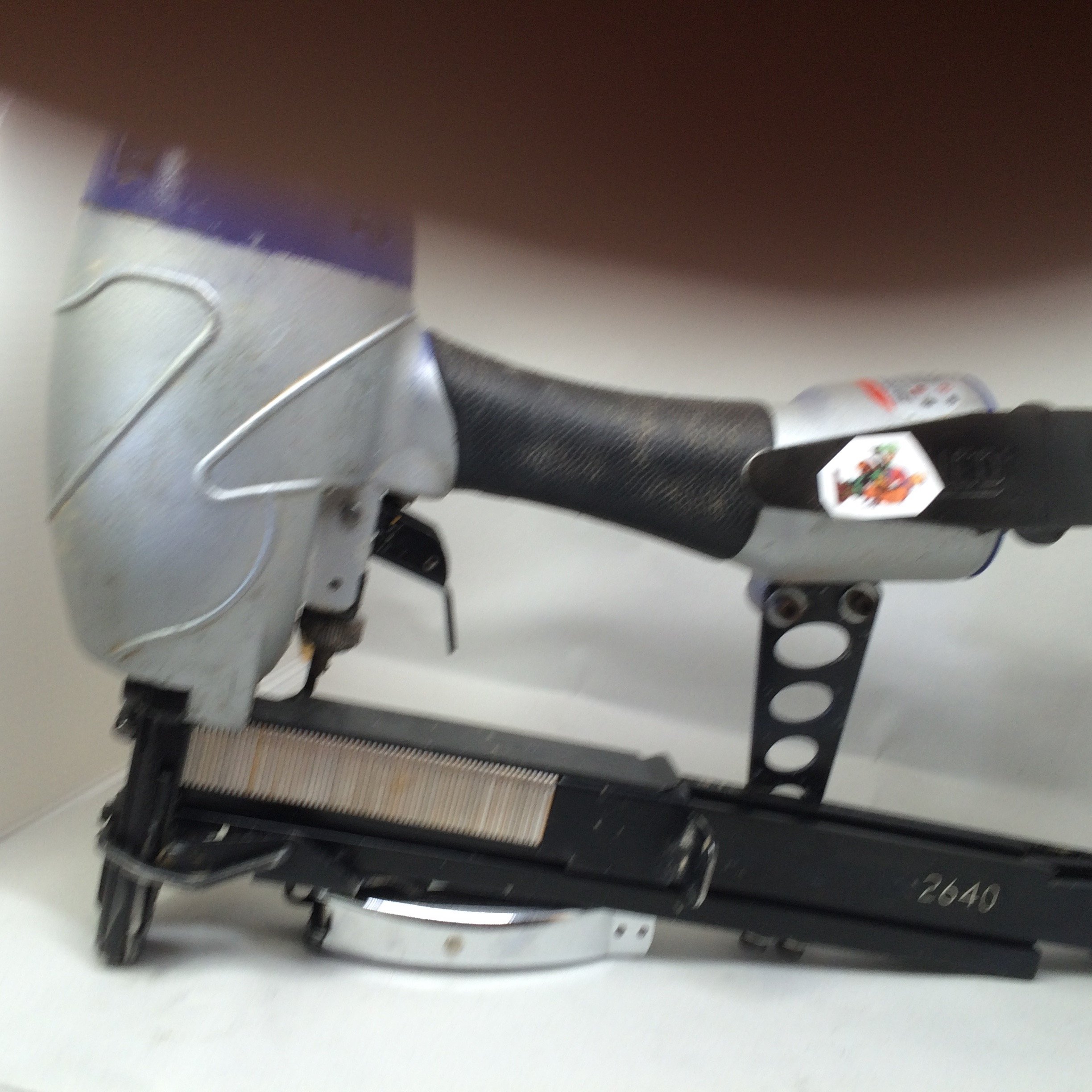 SPOTNAIL WIDE CROWN STAPLER MODEL. XS 2640