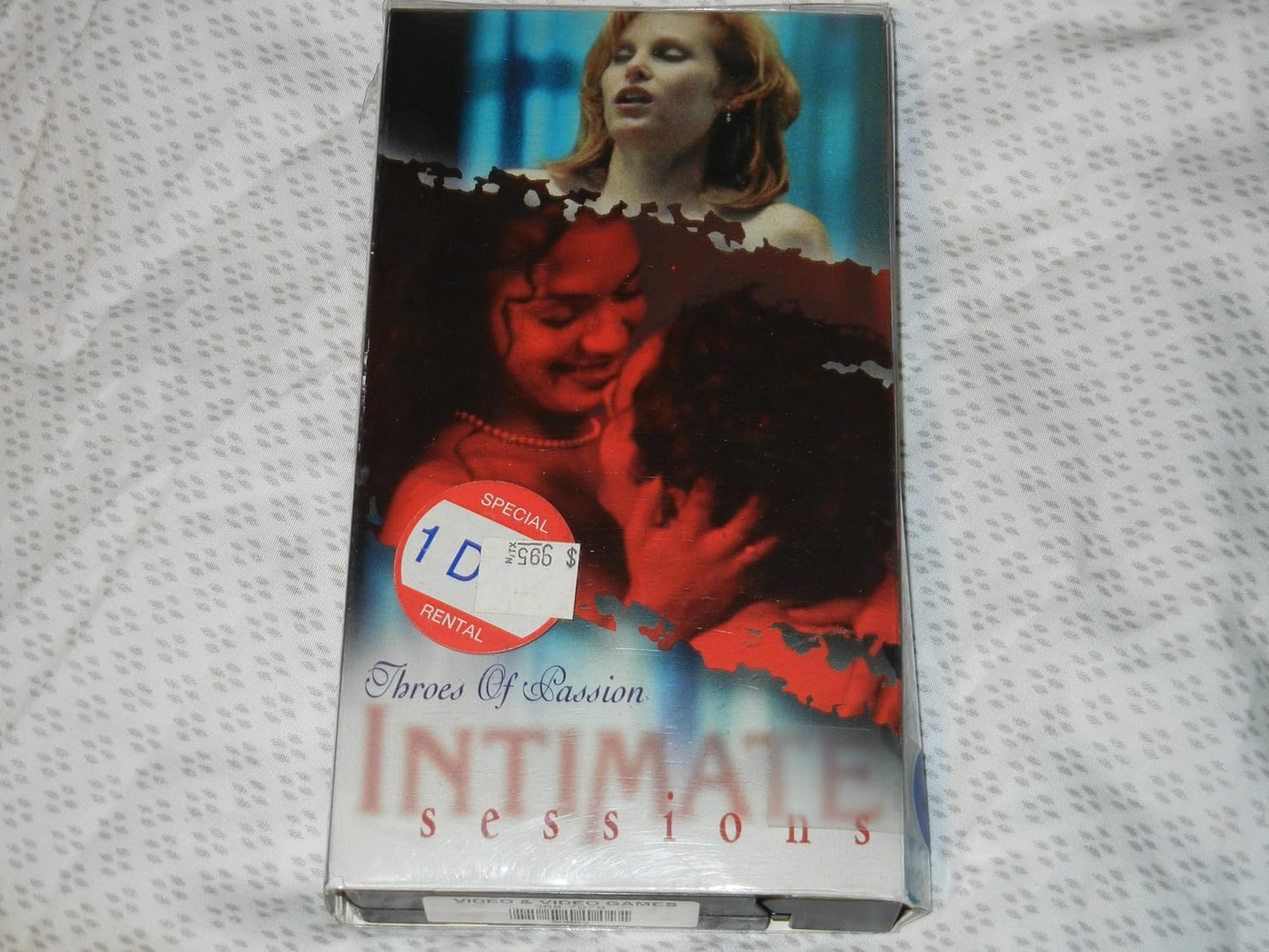 Throes of Passion Amazon.fr Intimate Sessions DVD et Bluray