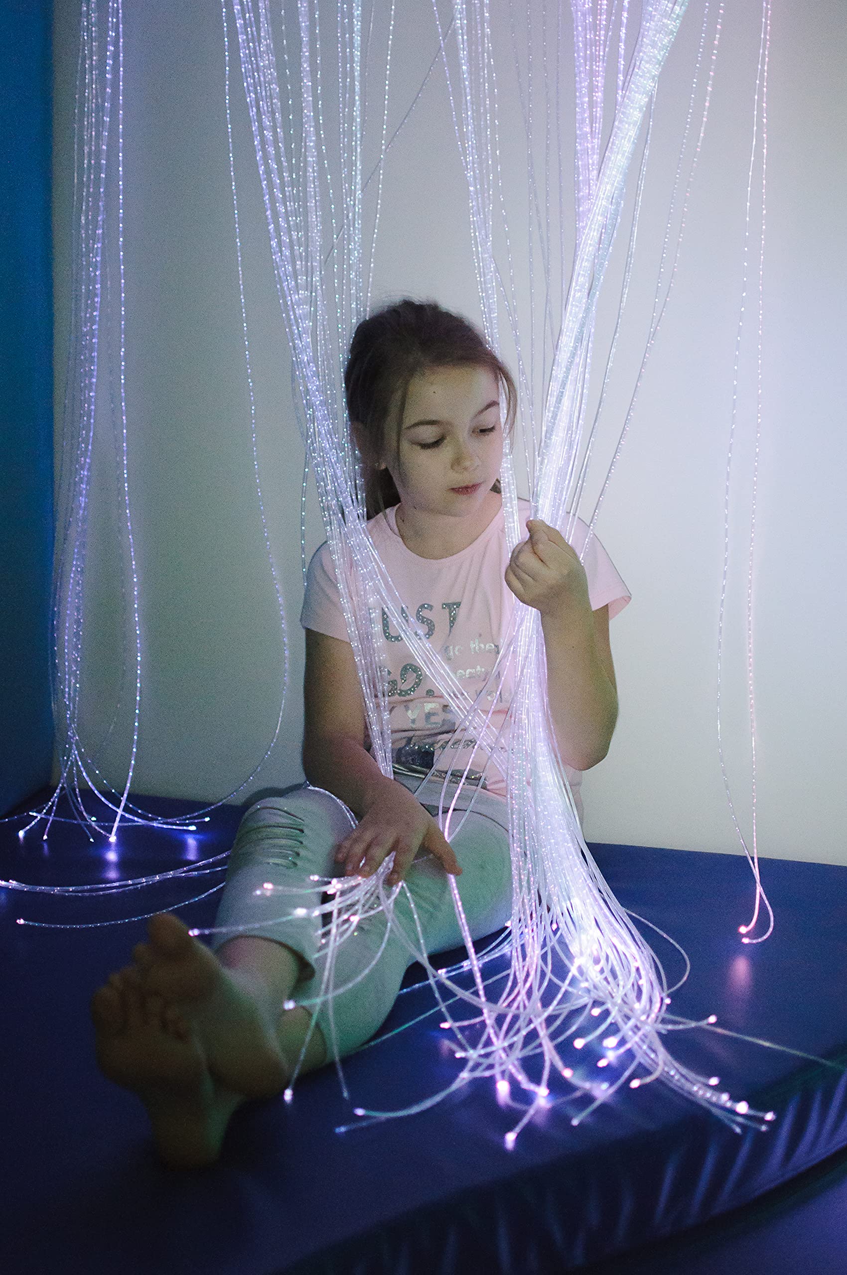 Playlearn Sensory Fiber Optic Light Curtain with 100 Tails Sensory