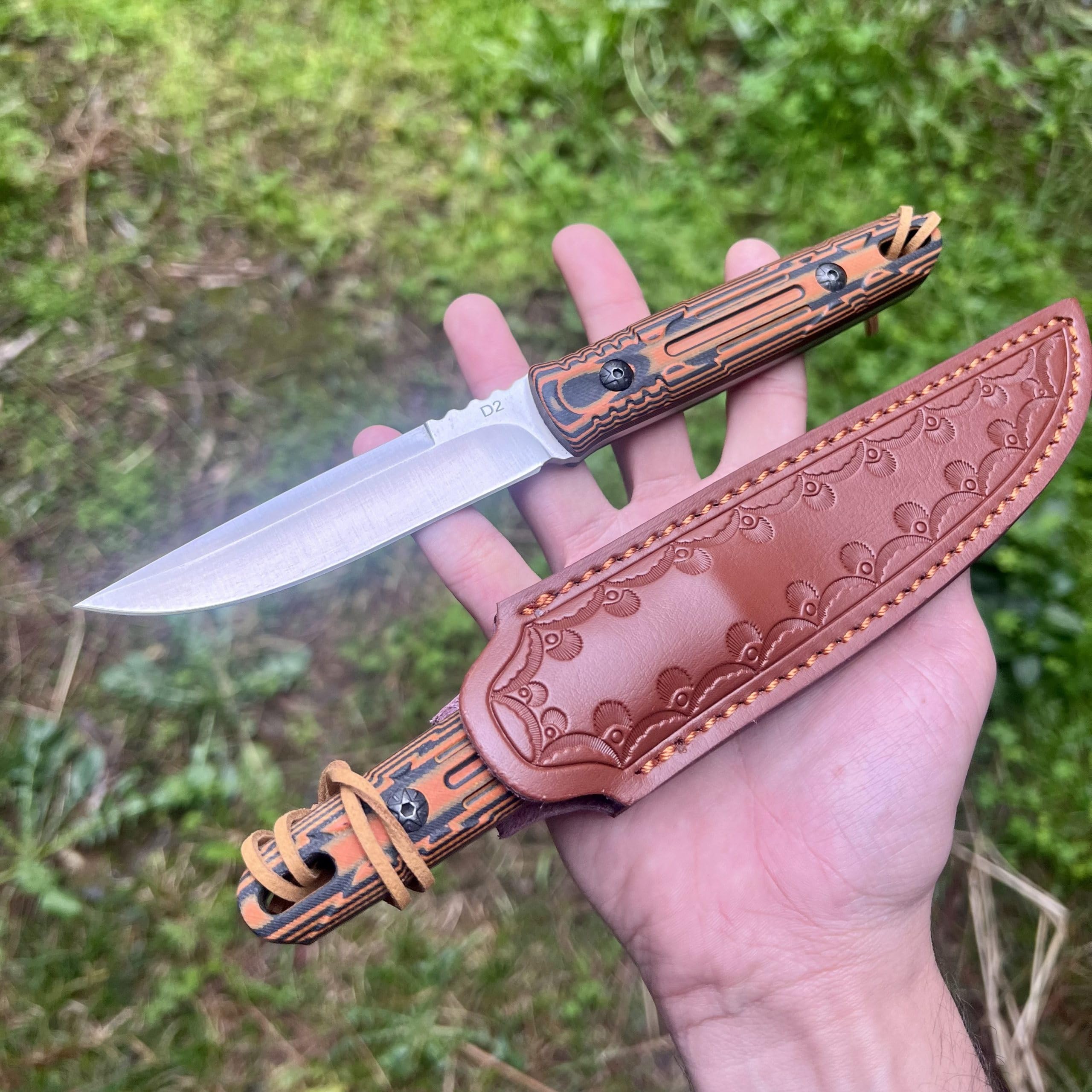 Coltello lama fissa acciaio D2 alta qualità sopravvivenza campeggio affilato fodero cuoio vegetale manico G10 Micarta collezione regalo uomo pesca full tang point robusto EDC bushcraft lusso solido