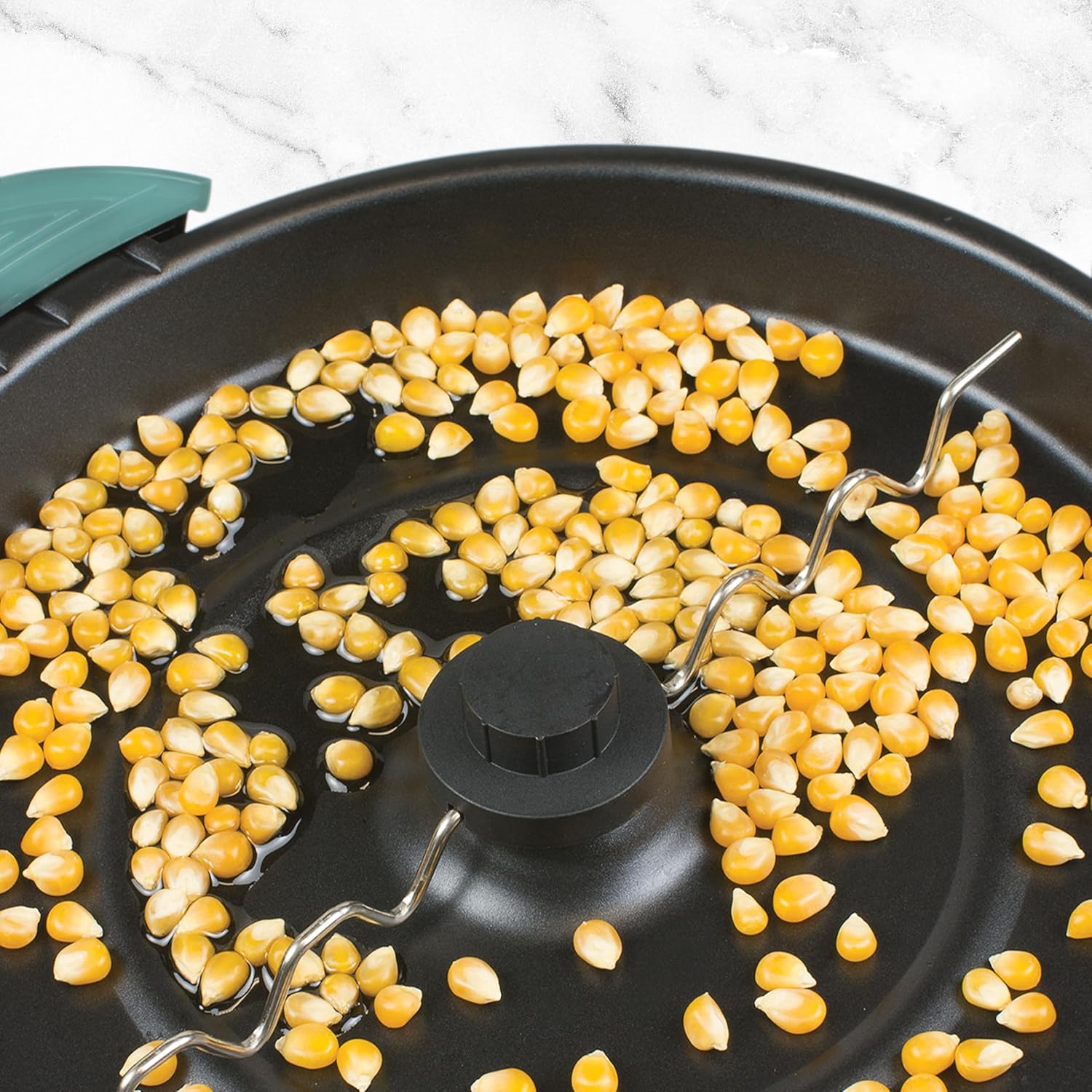 Nostalgia Electric Stirring Popcorn Maker – 2 Qt Capacity – Large Dual-Purpose Lid & Serving Bowl – Great for Gifts, Movie Nights, & Snacks – Aqua