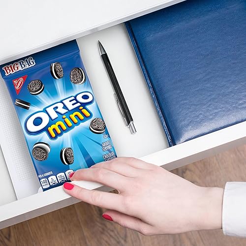 Miniatura 8 de Oreo Mini galletas de sándwich de tamaño bocado de chocolate, treinta y seis bolsas grandes de 3 oz