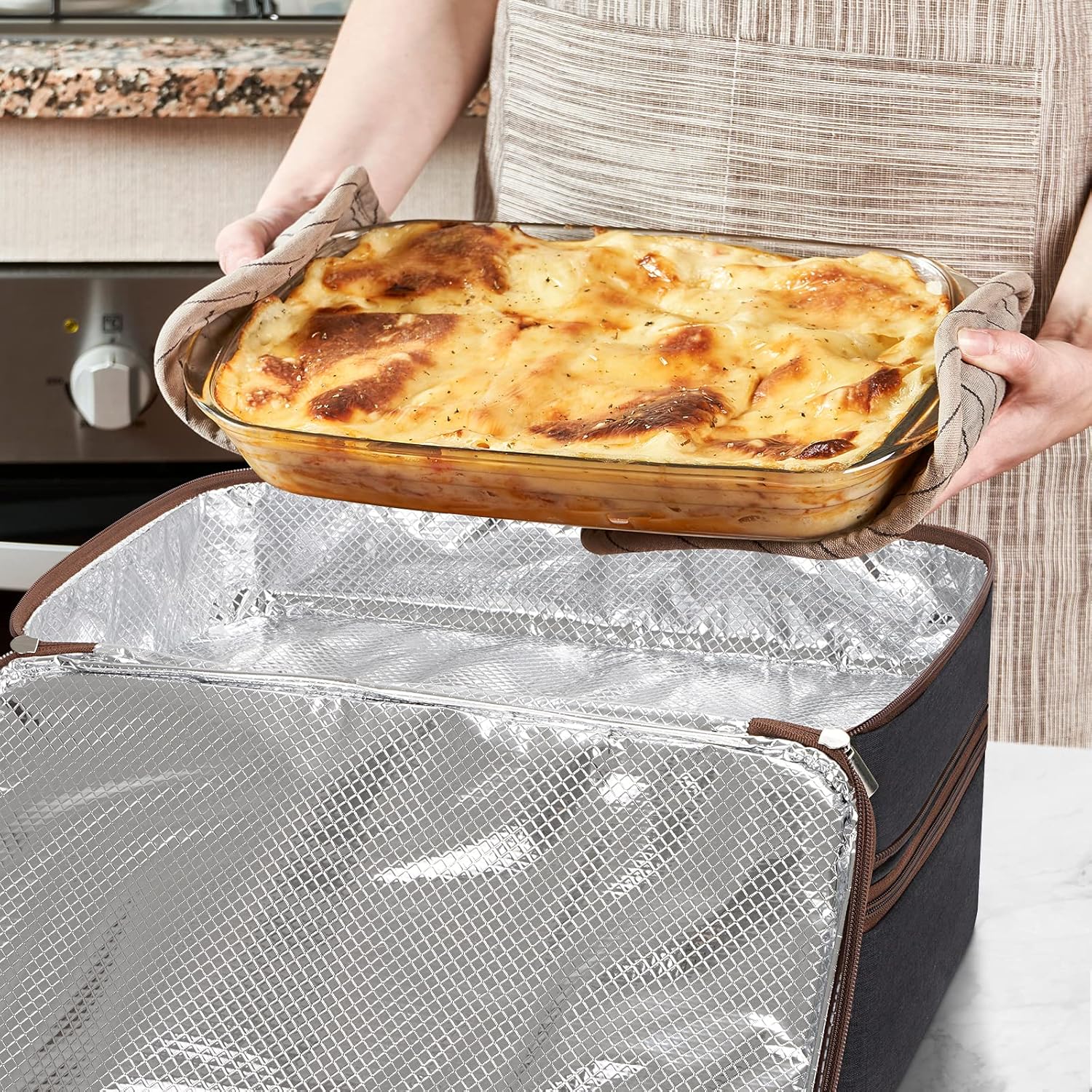 LHZK Double Decker Insulated Casserole Carrier for Hot or Cold Food, Expandable Hot Food Carrier, Lasagna Holder Tote for Potluck Parties, Picnic, Beach, Fits 11 x 15 or 9 x 13 Baking Dish (Black)
