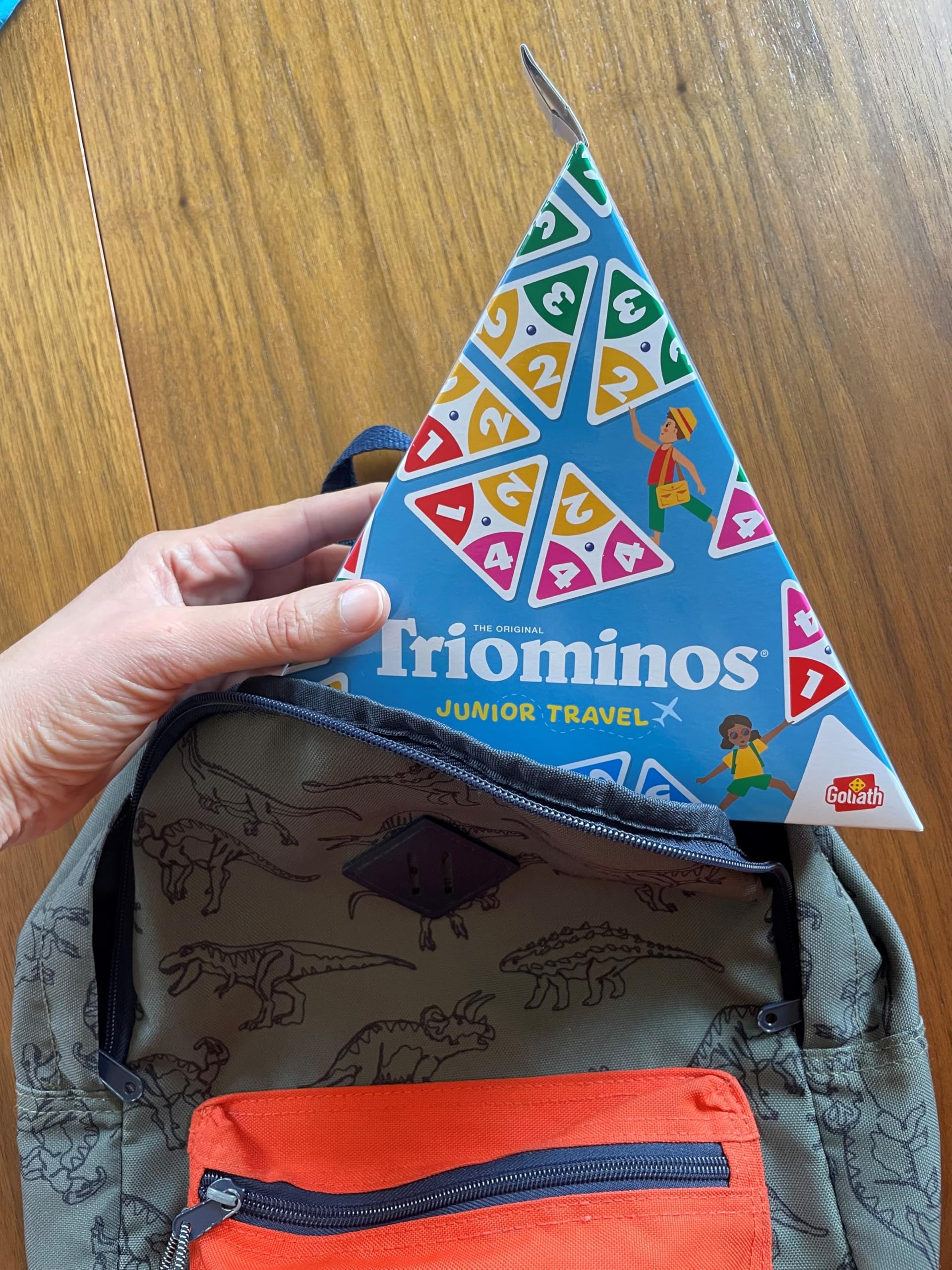 Goliath - TRIOMINOS JUNIOR Travel - Ewolucyjna gra Domino - Gra edukacyjna dla dzieci od 4 lat - 3-stronne Domino - Nauka kolorów, liczb i obliczeń - 1 do 4 graczy - 20 min