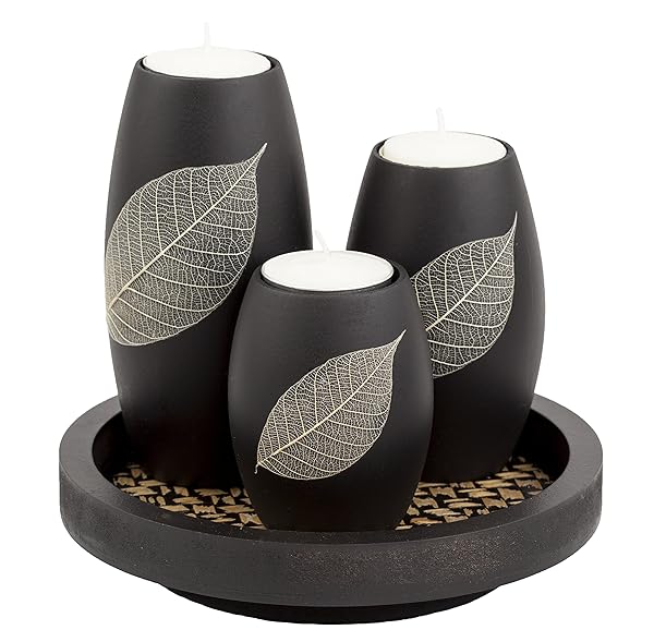 Chic Round Dining Table Decor Ideas That Work 34 Handcrafted Leaf Design Candle Set