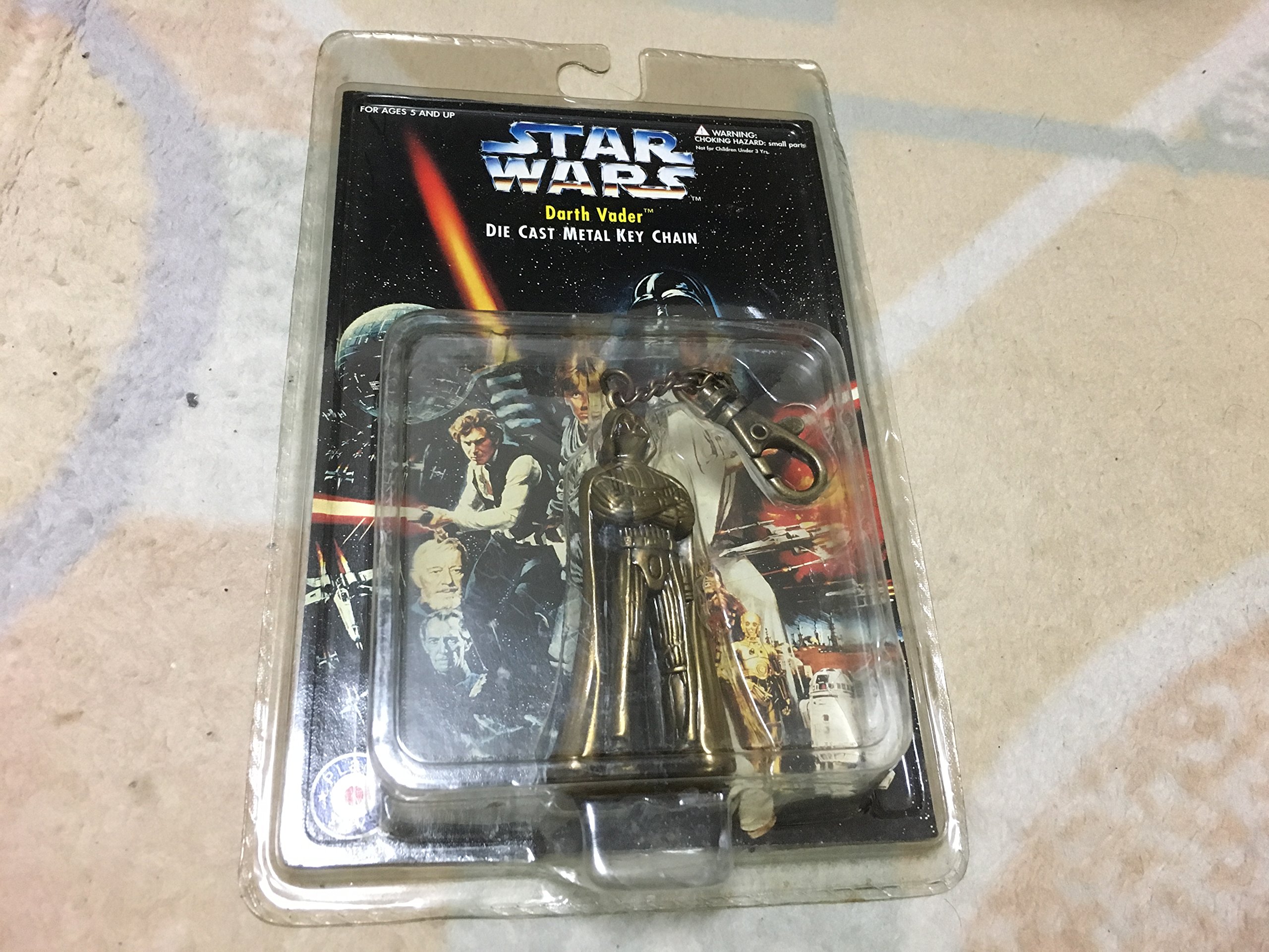 スター・ウォーズ ダイキャストメタル キーチェーンセット　完全未開封 Amazon.co.jp: STAR WARS ダイキャスト メタル キーチェーン ダース