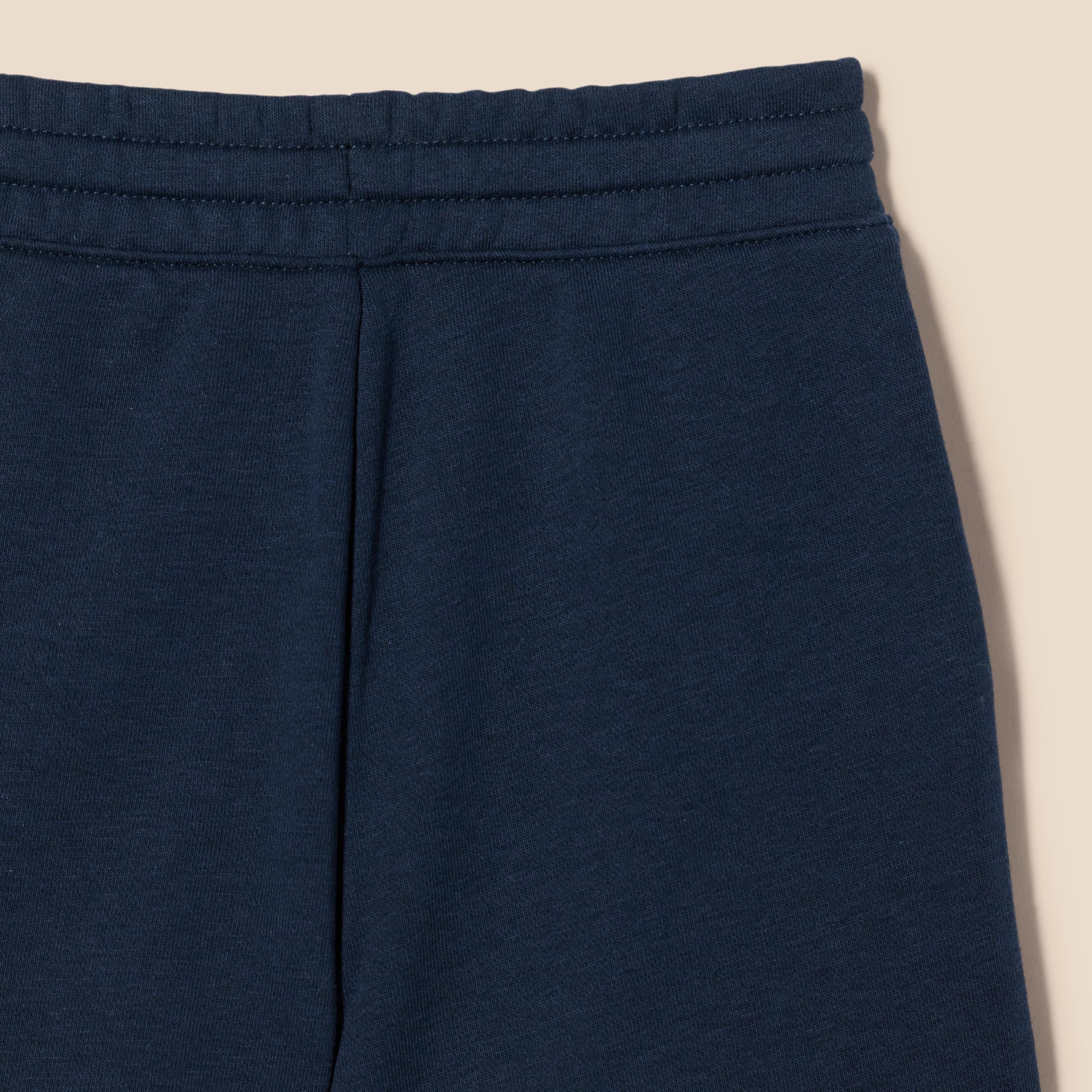 Amazon Essentials Ensemble Sweat-Shirt et Short à Coupe décontractée Garçon, Lot de 2