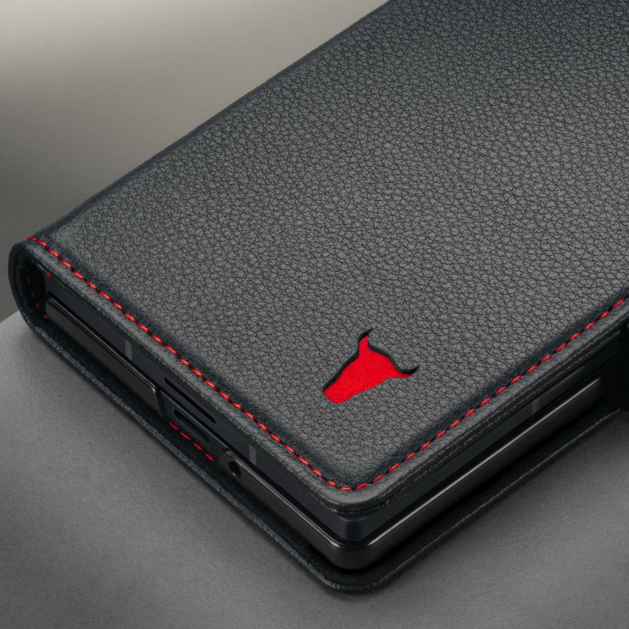 TORRO Hülle Kompatibel mit Samsung Galaxy Z Fold8 Ultra 2026 - Premium Galaxy Z Fold 8 Ultra Lederhülle mit Ständer und Kartenfächern (Schwarz)