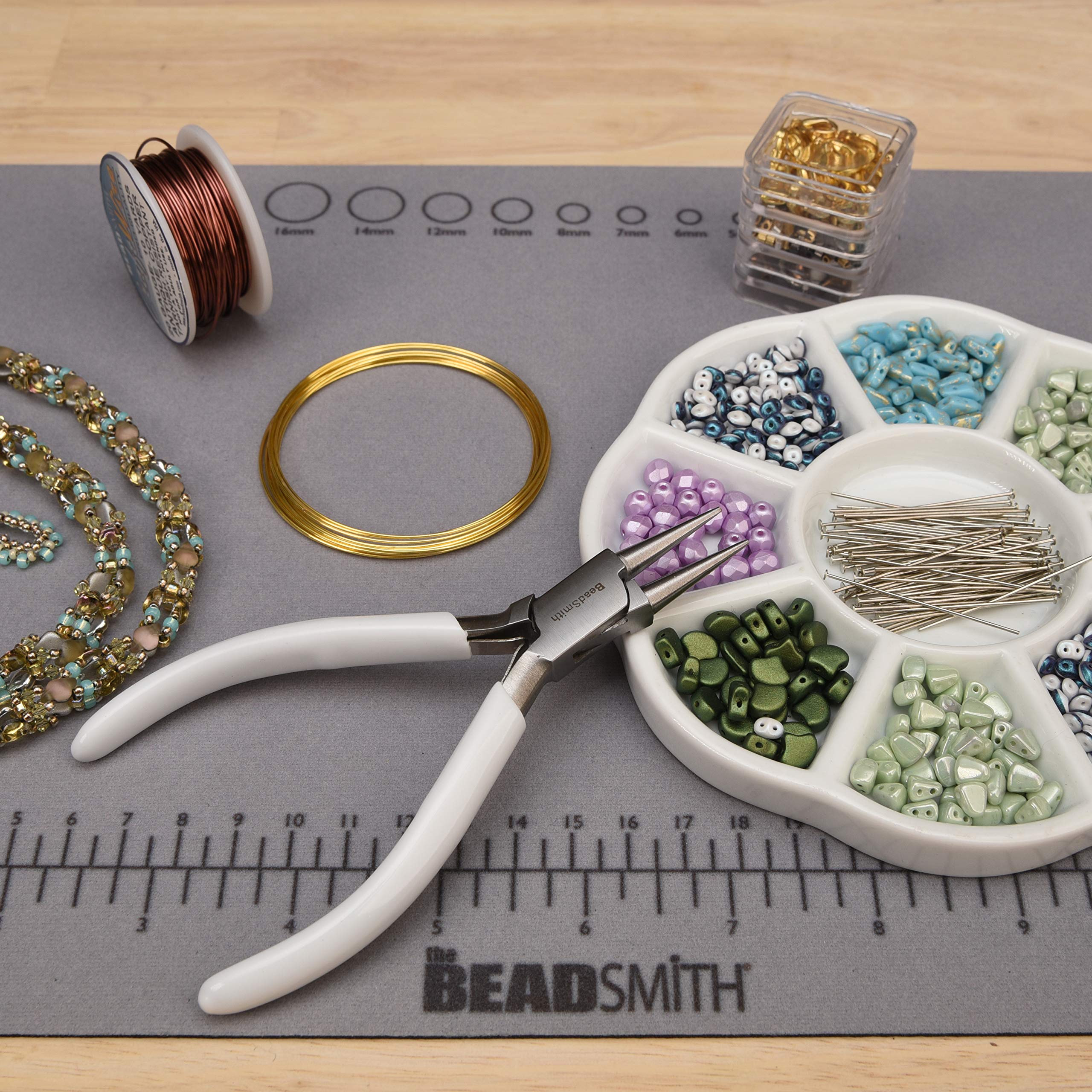 The Beadsmith - Pinza a becco rotondo da 130 mm, con testa in acciaio lucido, impugnatura comoda in PVC bianco e manico a molla a doppia foglia, strumento per la creazione di gioielli, serie 300