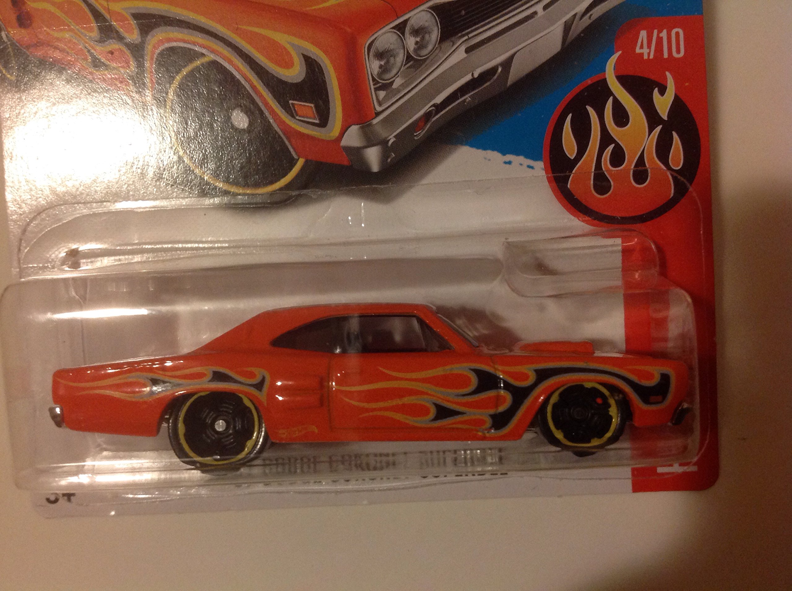 Amazon.com: Hot Wheels naranja con llamas amarillas negras 69