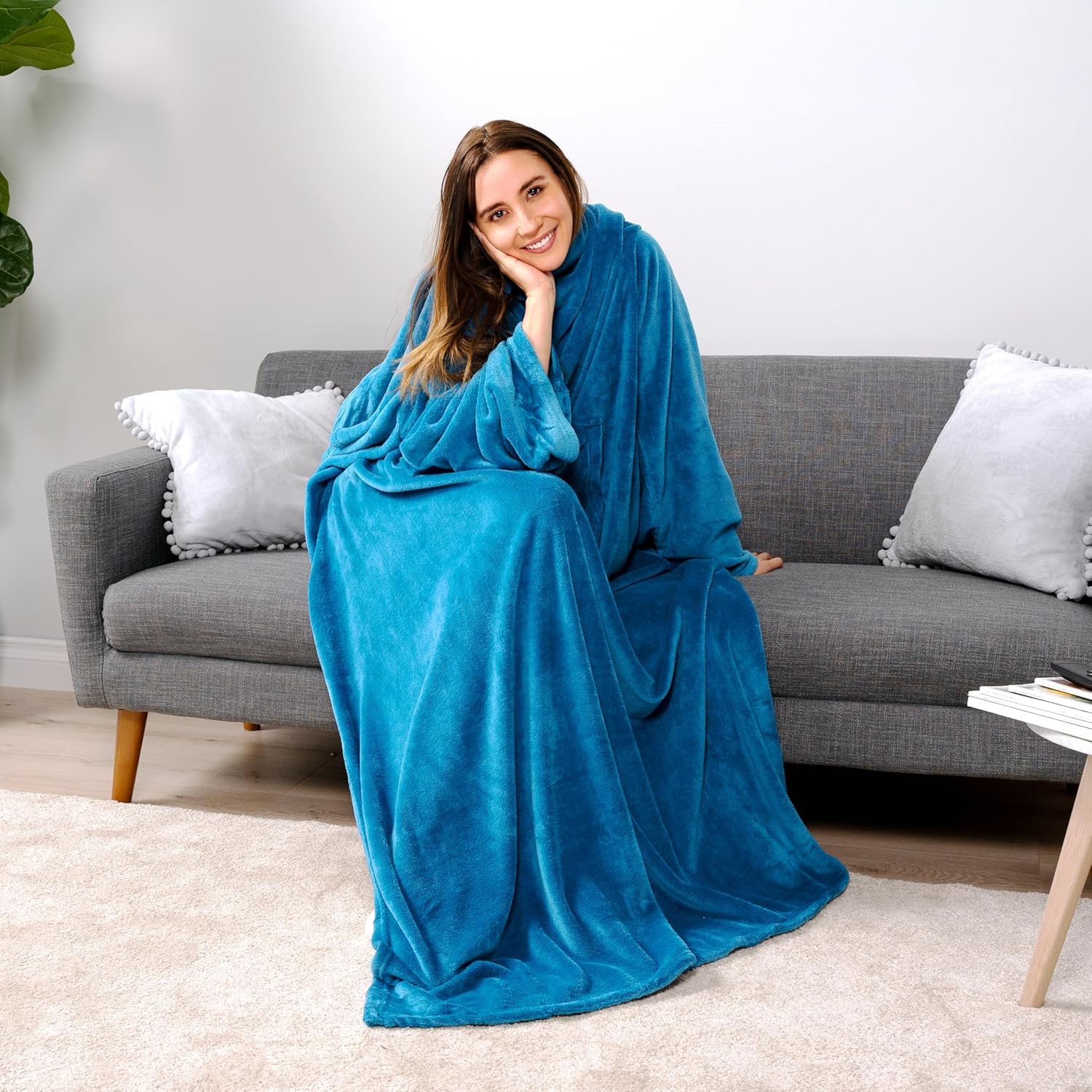 PAVILIA Wearable Blanket with Sleeves for Adult Women Men, Cozy Fleece Warm Wrap Throw with Arms, Gifts for Christmas, Wife - Image 8