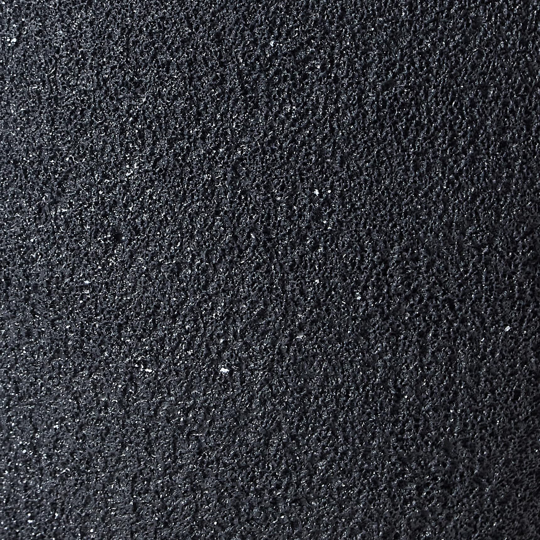 Beliani Cache-Pot d'Extérieur Ovale 55 x 55 x 53 cm en Fibre d'argile Gris Foncé Kannia