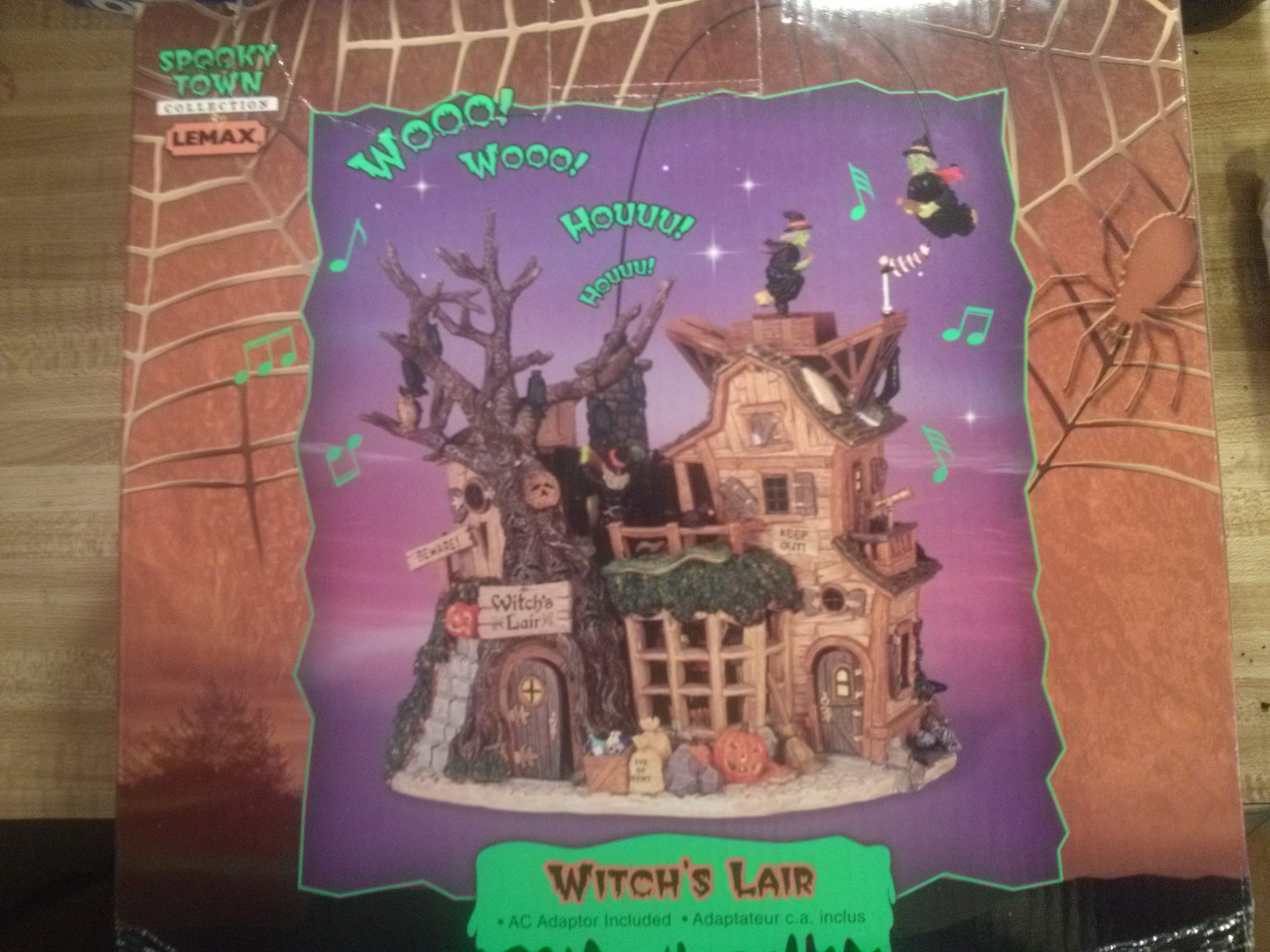 Lemax Spooky Town Witch's Lair with Adaptor, Model 45003