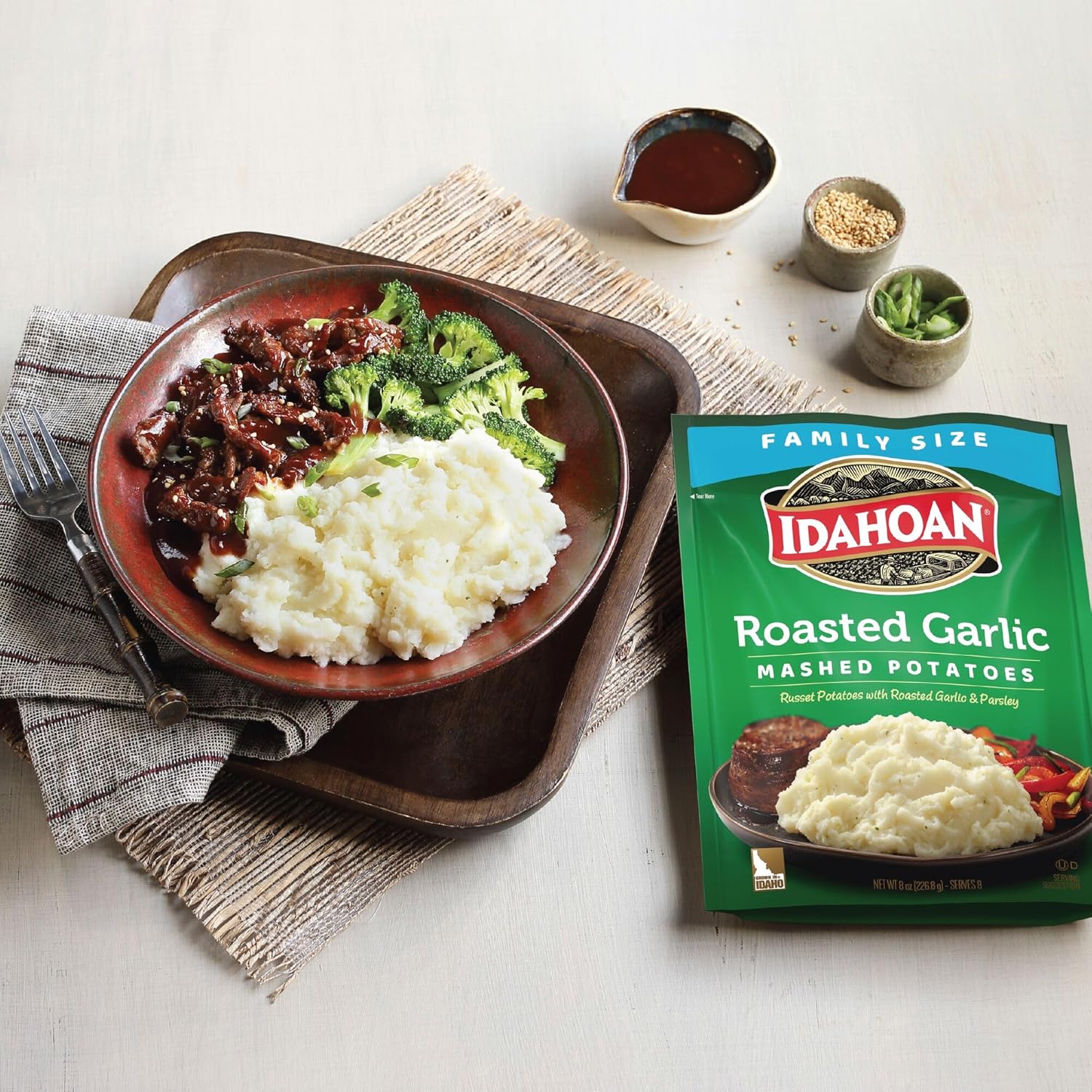 Idahoan Roasted Garlic Mashed Potatoes, Naturally Gluten-Free, 100% Real Idaho Potatoes, 8 servings per bag, 8 ounce (Pack of 8)