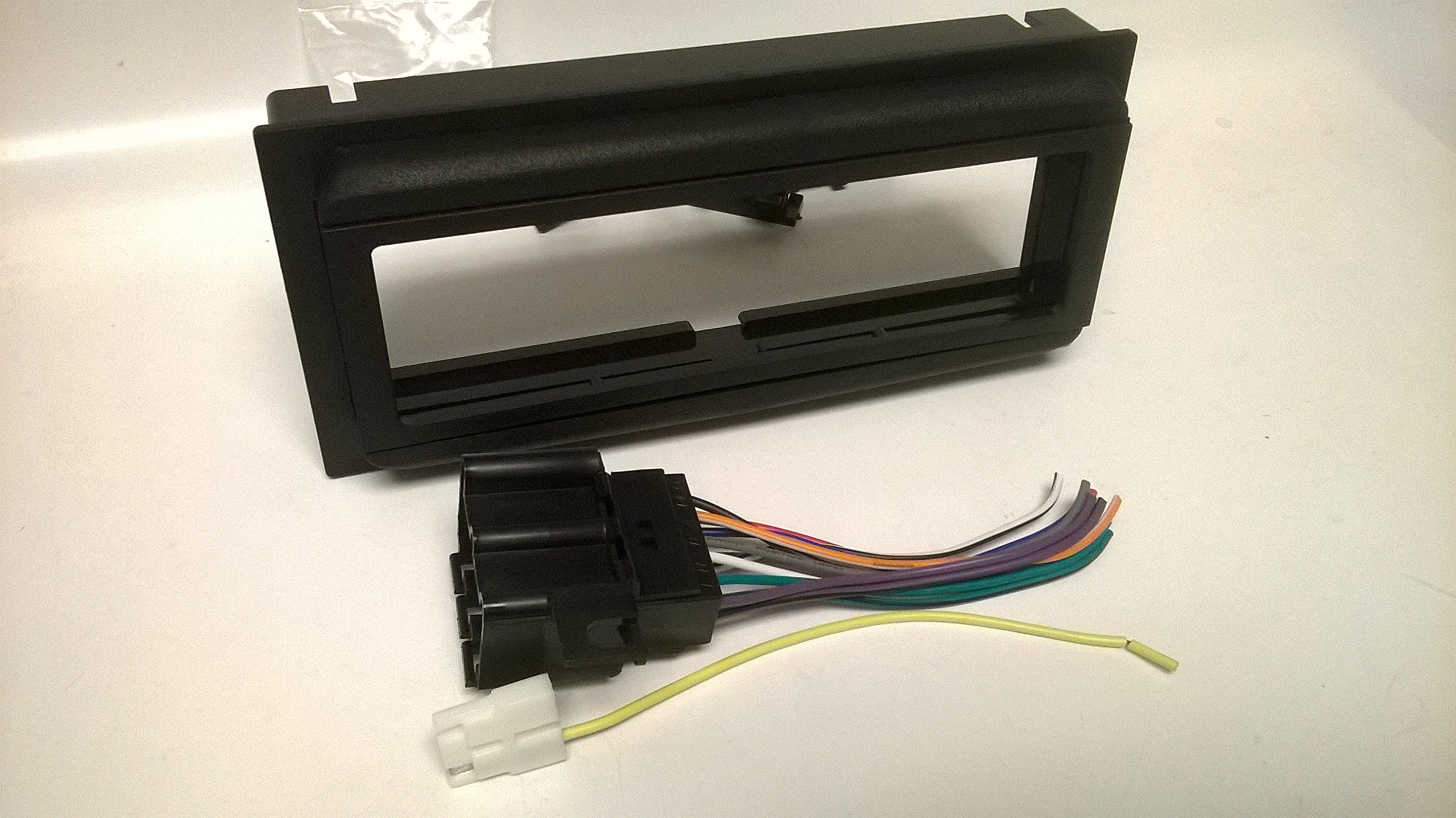 Blue Single DIN Dash Kit With Wiring Harness For 88-94 Chevy GMC Trucks