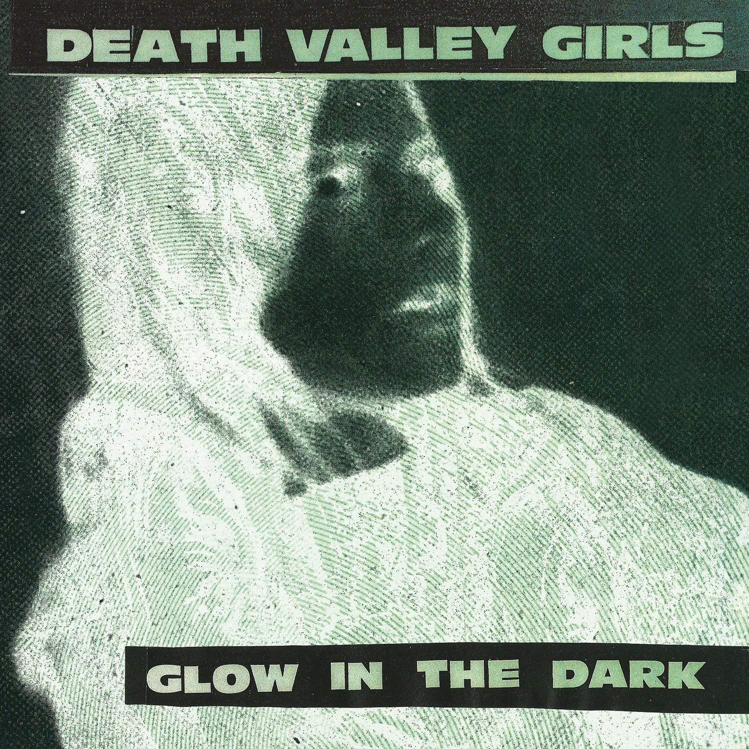 Glow In The Dark: CD: Amazon.ca: Music
