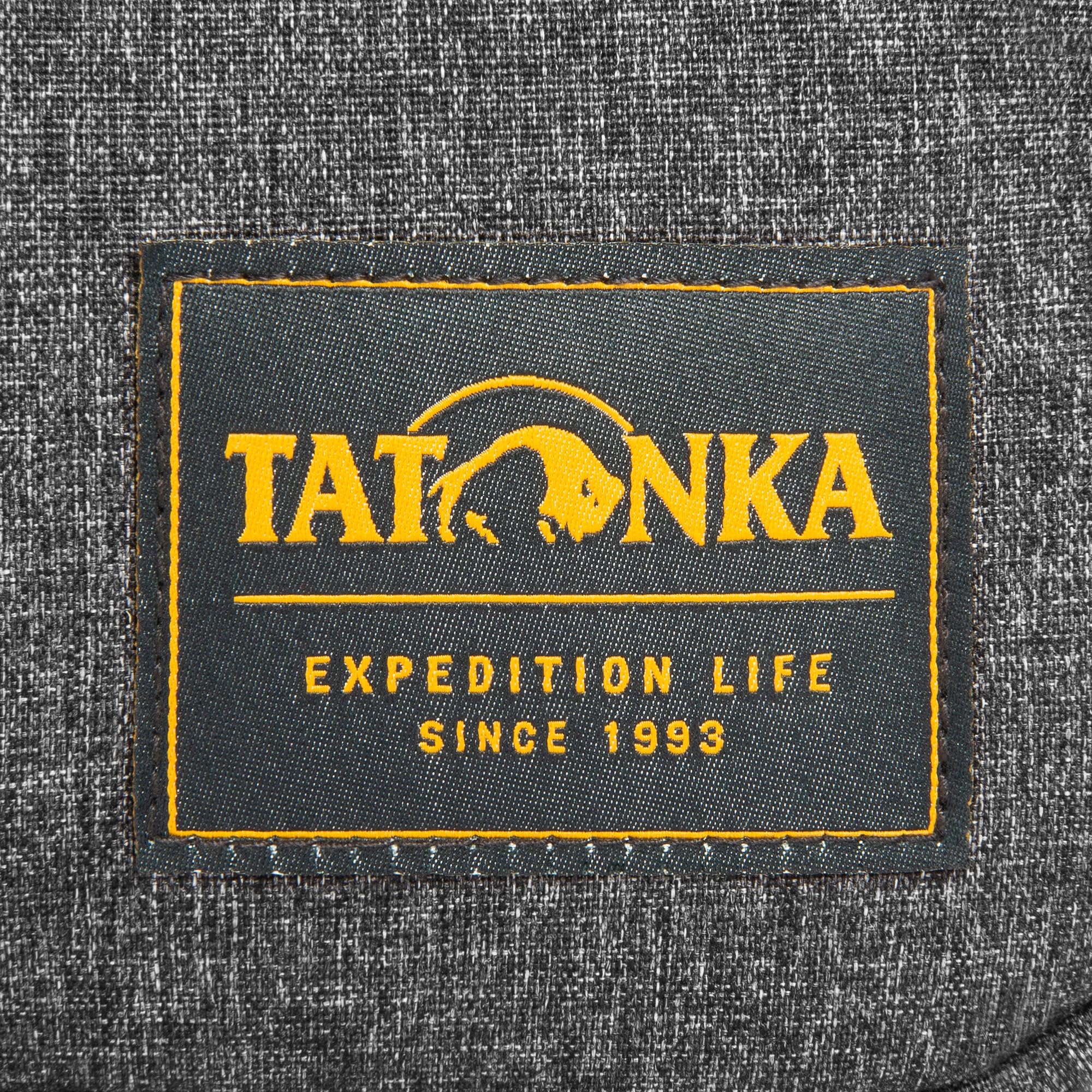 Tatonka Kosmetyczka Square Zip Pouch M (2 l) – rozkładana torba na pranie z 2 kieszeniami siatkowymi na zamek błyskawiczny, bez PFC/PFS – 10 x 25 x 9 cm (czarna)