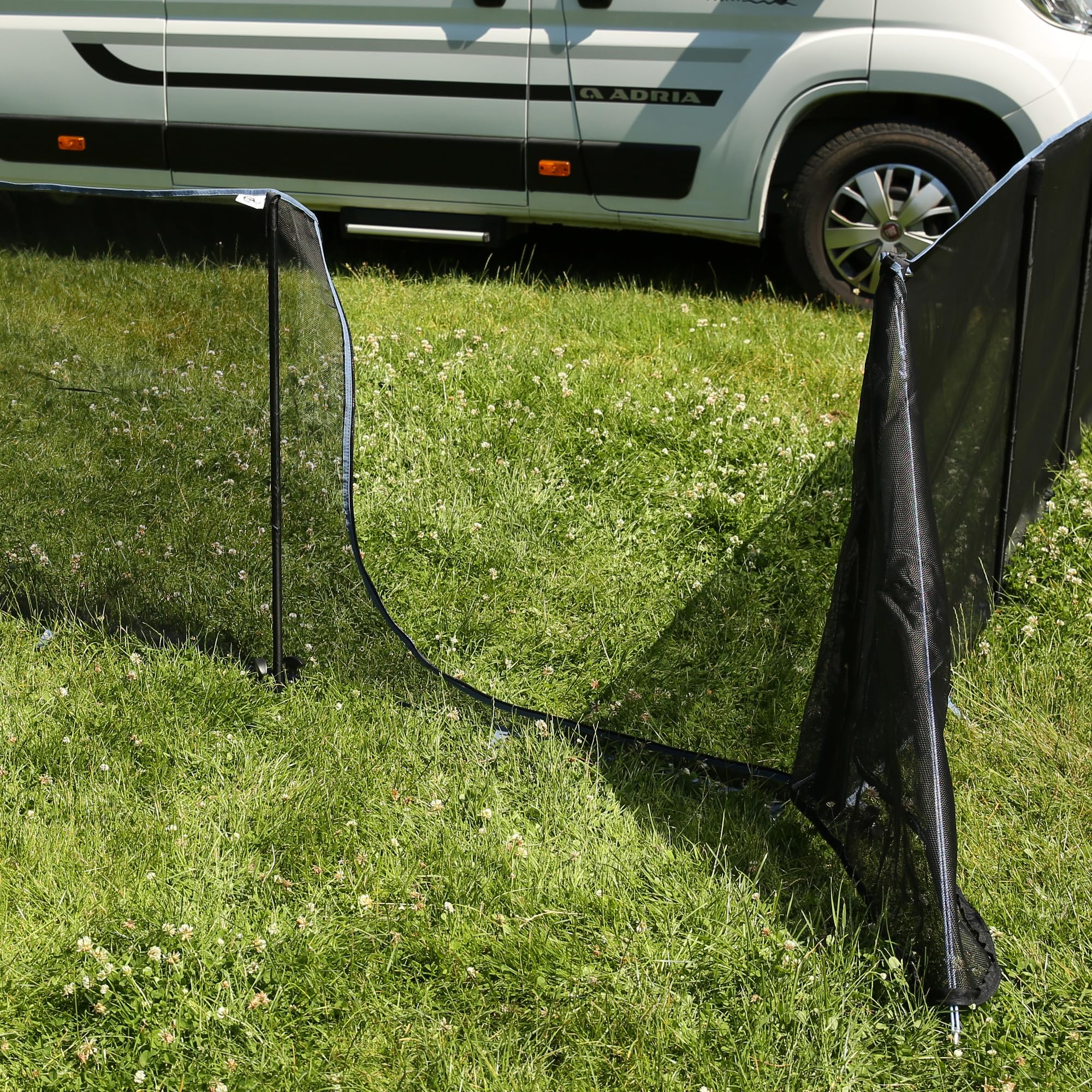 your GEAR Larino Door - Elemento de puerta, 2 m de ancho, valla para perros móvil, área de juego al aire libre - Camping y jardín, ampliable sin límites