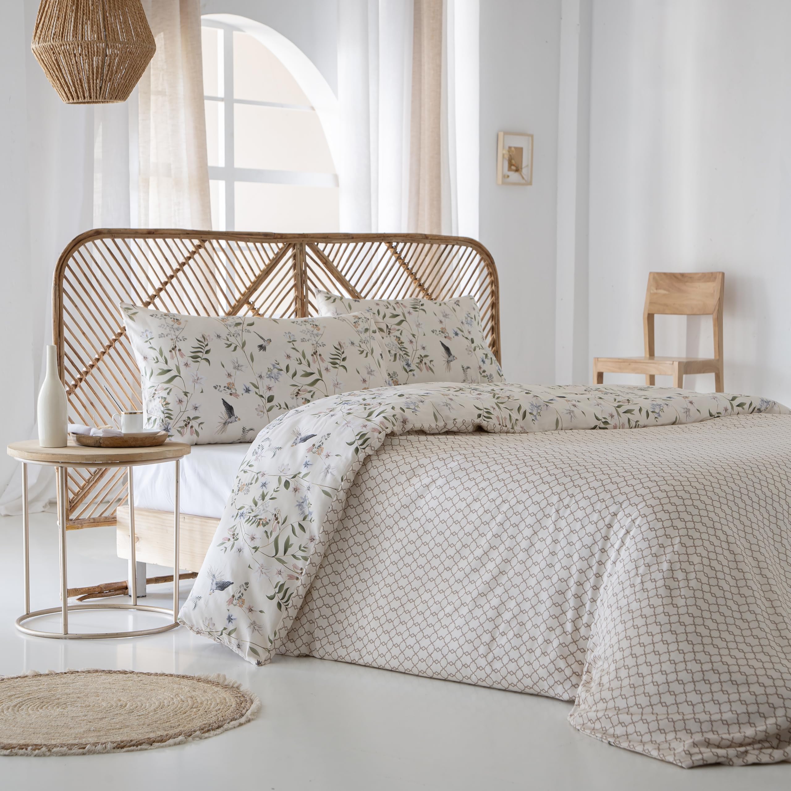 Funda nordica ALGODÓN SATÉN 100% 200 Hilos Bullon Reversible Cama de 135 Incluye Funda nórdica 220x220 + 1 Funda de Almohada 100% ALGODÓN SATÉN. Cierre con Botones