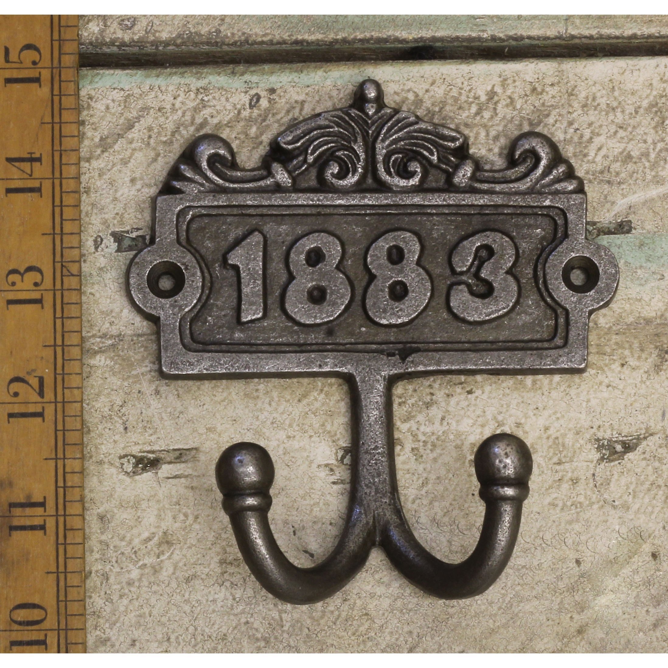 Hardware For You Ltd 1 1883 Plaque Antique Finish Cast Iron Double Robe Hat & Coat Hook Peg