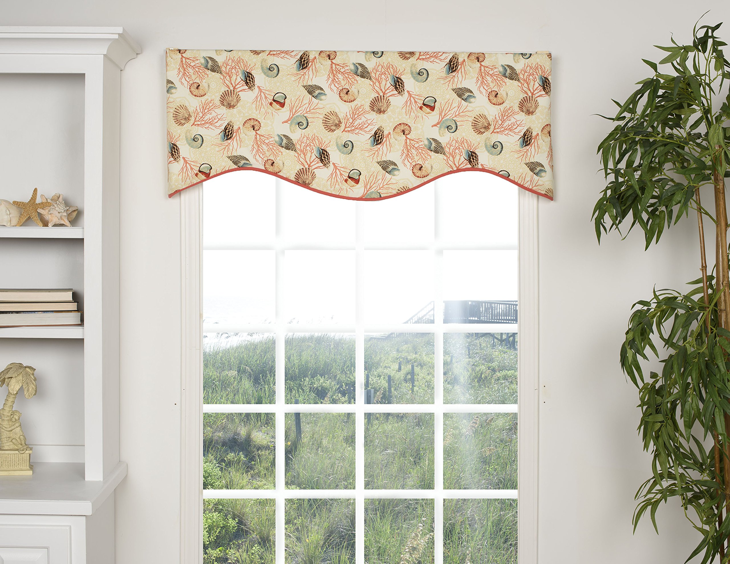 Victor MillCaicos Shaped Valance