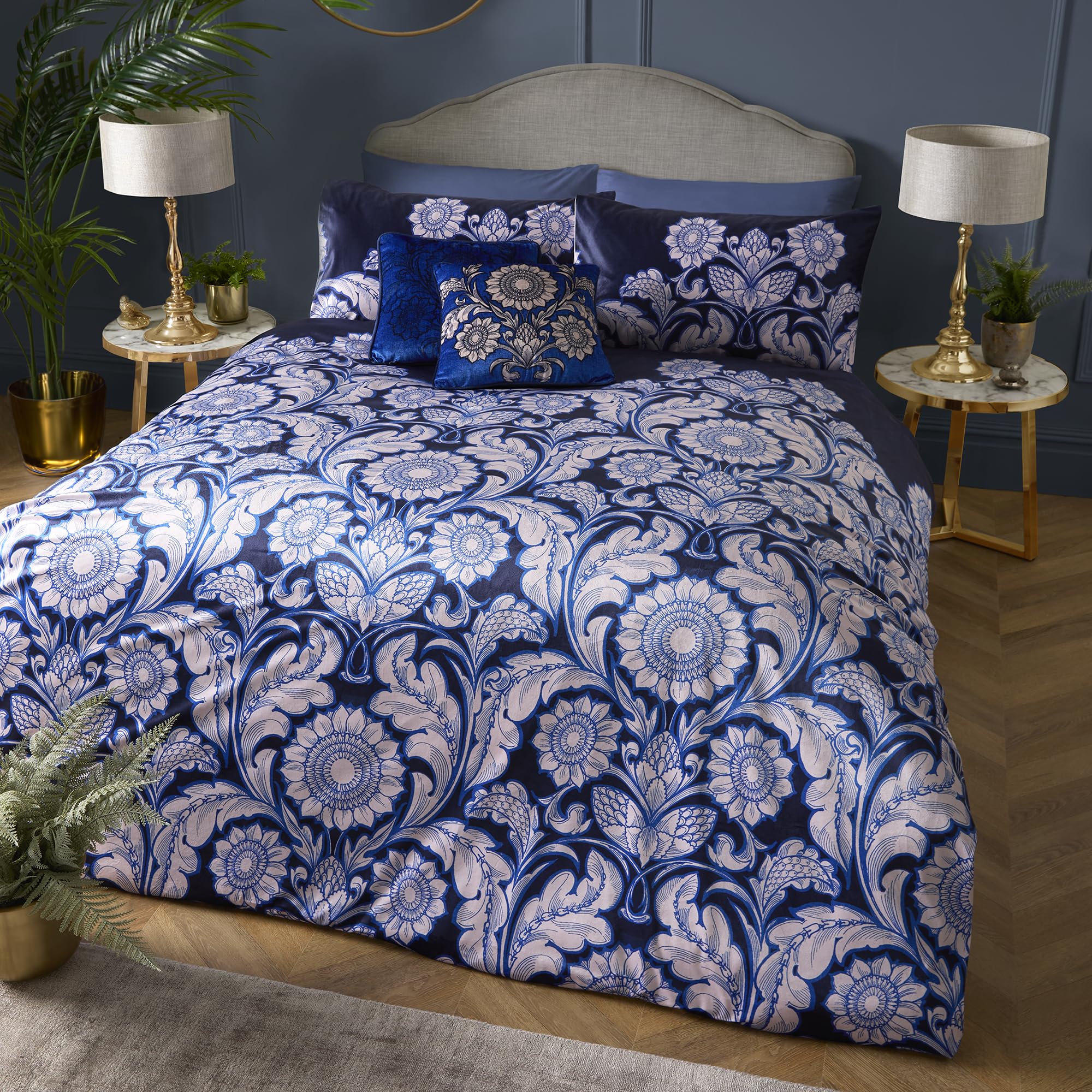 Laurence Llewelyn-Bowen, Blue Mandala Floral Duvet Cover, Double Bedding Size (200 x 200cm), Reversible Designs - Image 4