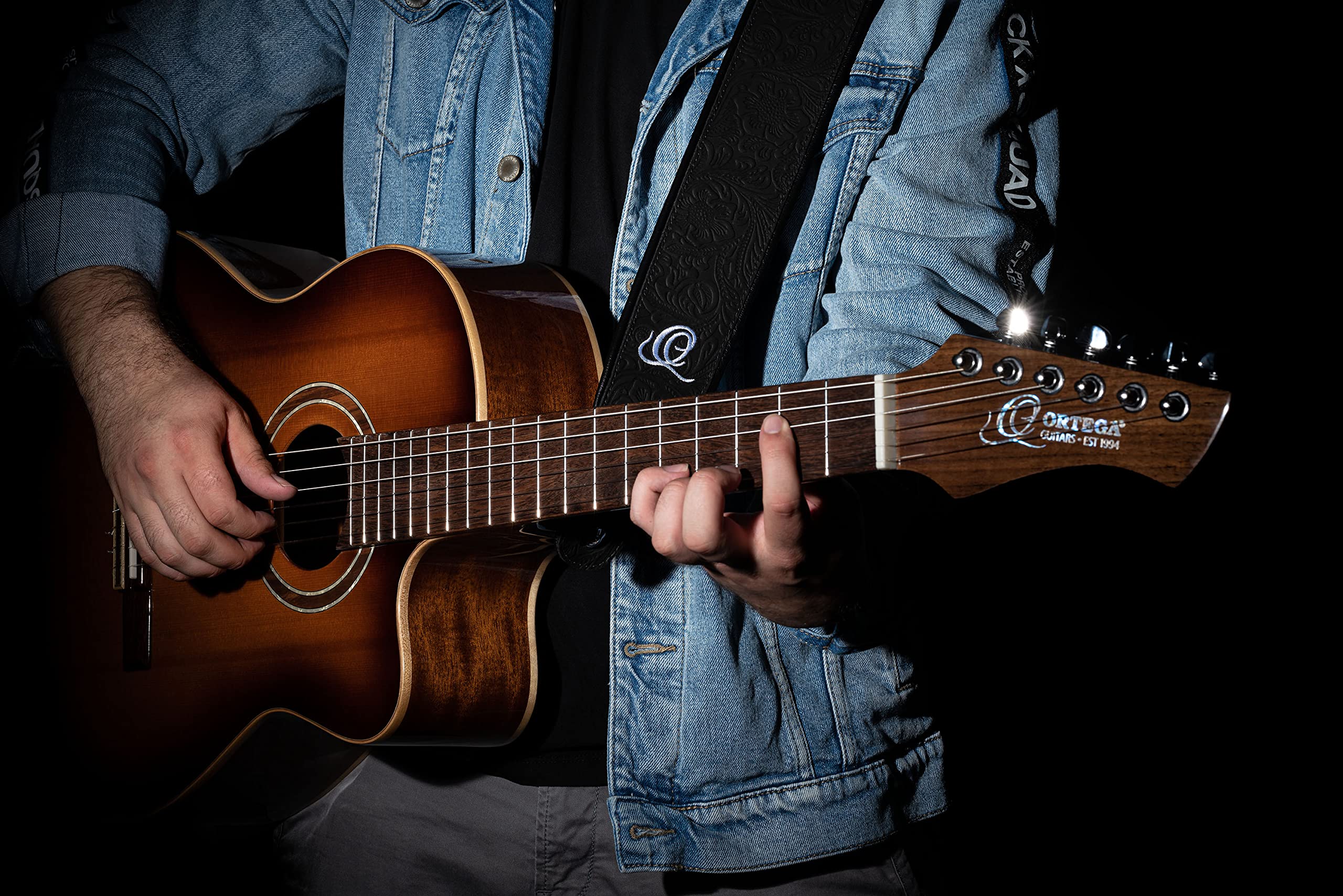Ortega Guitars courroie réglable pour guitare – Guitare acoustique / Basse, Guitare électrique / Basse – Série Byzantine – Cuir véritable, Byzantine Black (OSBY-1)