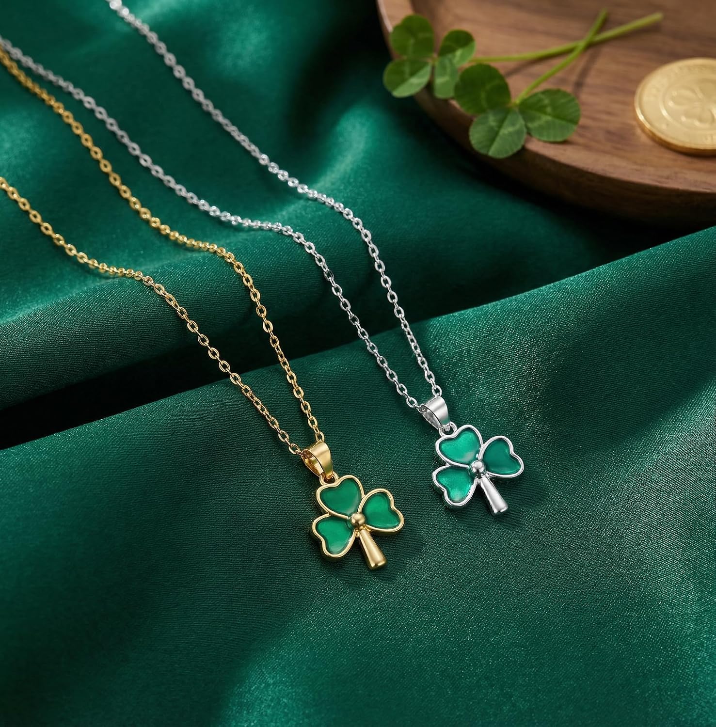 SLUYNZ 925 Sterling Silver Irish Shamrock Choker Necklace Chain for Women Teens Green Clover Pendant Necklace for St Patricks Day