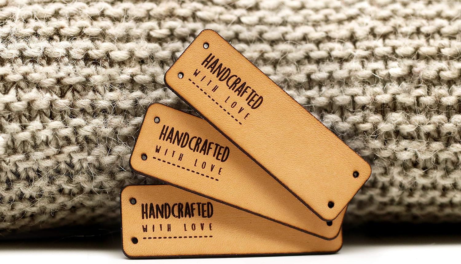 Customizable Folding Handmade Leather Label - mod. HMO4 - Veg Tanned Leather Clothing Labels, Homemade Tags Crochet, Leather sew in Labels (Customized Text - 30 Pieces)