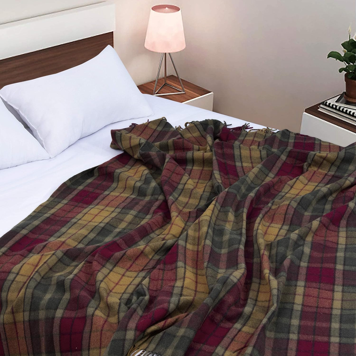 Super Brands Cosy Weave Wool Throw Blanket Scottish Tartan Plaid Thermal Throw Blanket Made of Merino Wool 62 x 69 Inches, Autumn Buchanan